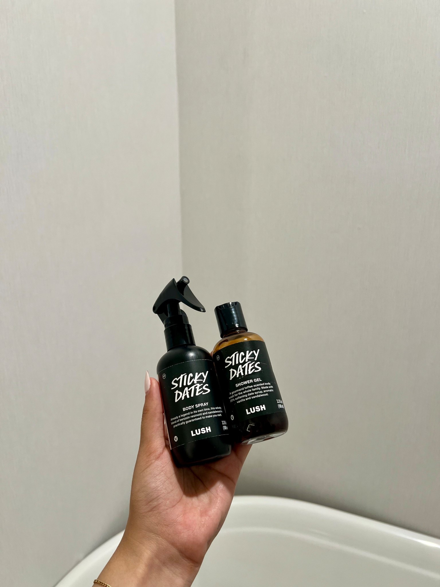 Sticky dates from lush, smells delicious 🤤😍

#LTKGiftGuide #LTKFindsUnder50 #LTKselfcare
