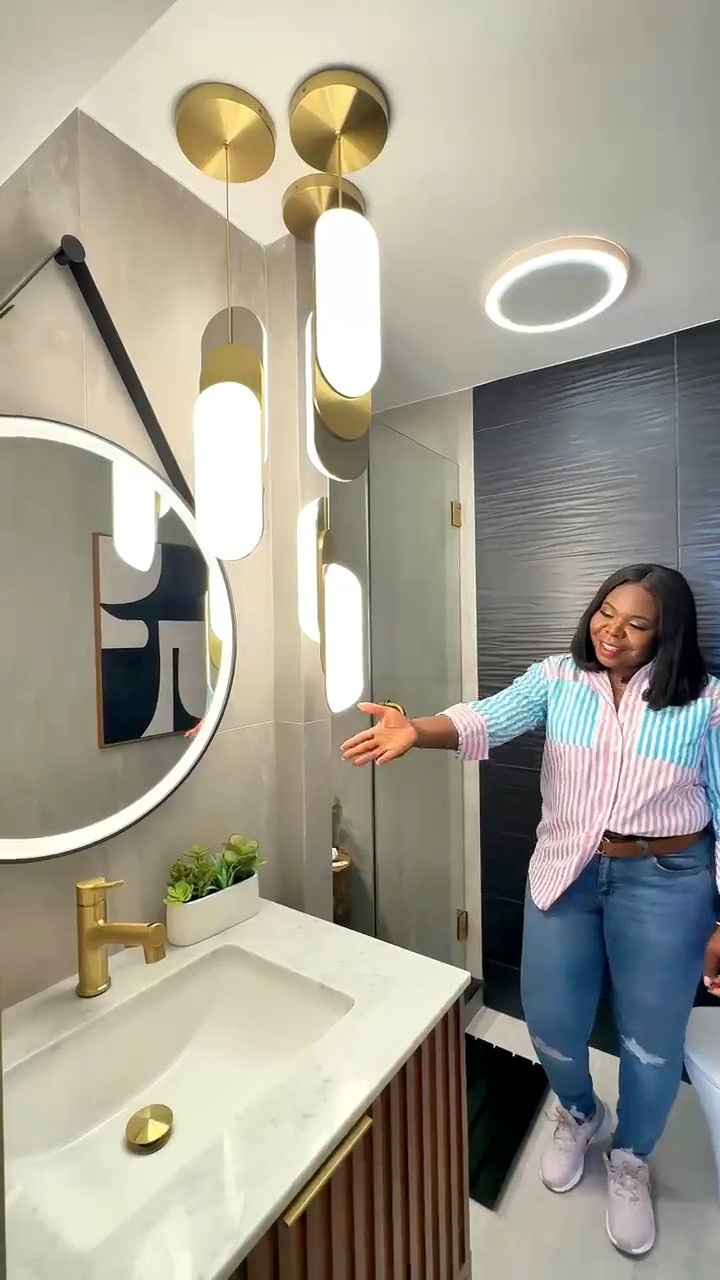 Moody bathroom vibes

#LTKHome #LTKSaleAlert