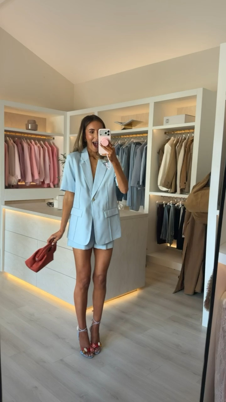 Blazer: size 6
Shorts: size 6 

#LTKspring #LTKuk #LTKsummer