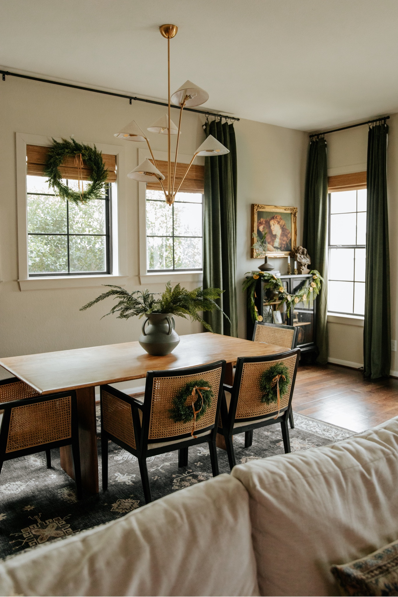 Christmas dining room 

#LTKHoliday #LTKhome