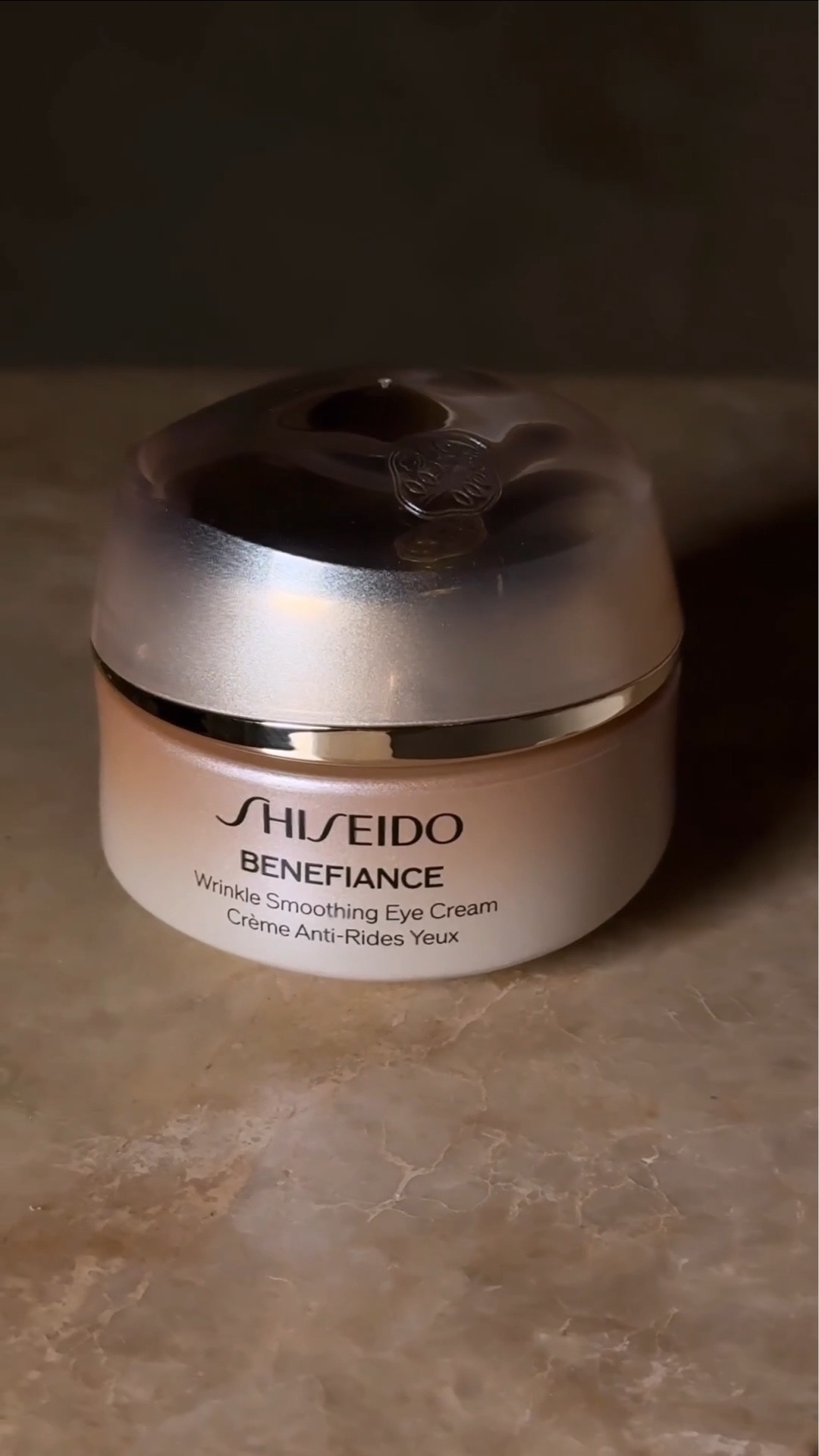 #ShiseidoPartner High-performance eye care is the foundation to my self-care. The @Shiseido Benefiance wrinkle smoothing eye cream gives me increased deep hydration. Its formula contains some of my favorite skincare ingredients:
Peptides for fine lines and wrinkles, ginseng extract for brightening and vitamin E for protecting against pollution. 

The texture is so velvety and creamy - it glides on the skin and absorbs quickly. Check it out at shiseido.com #Shiseido #Benefiance #eyecream #Skincare