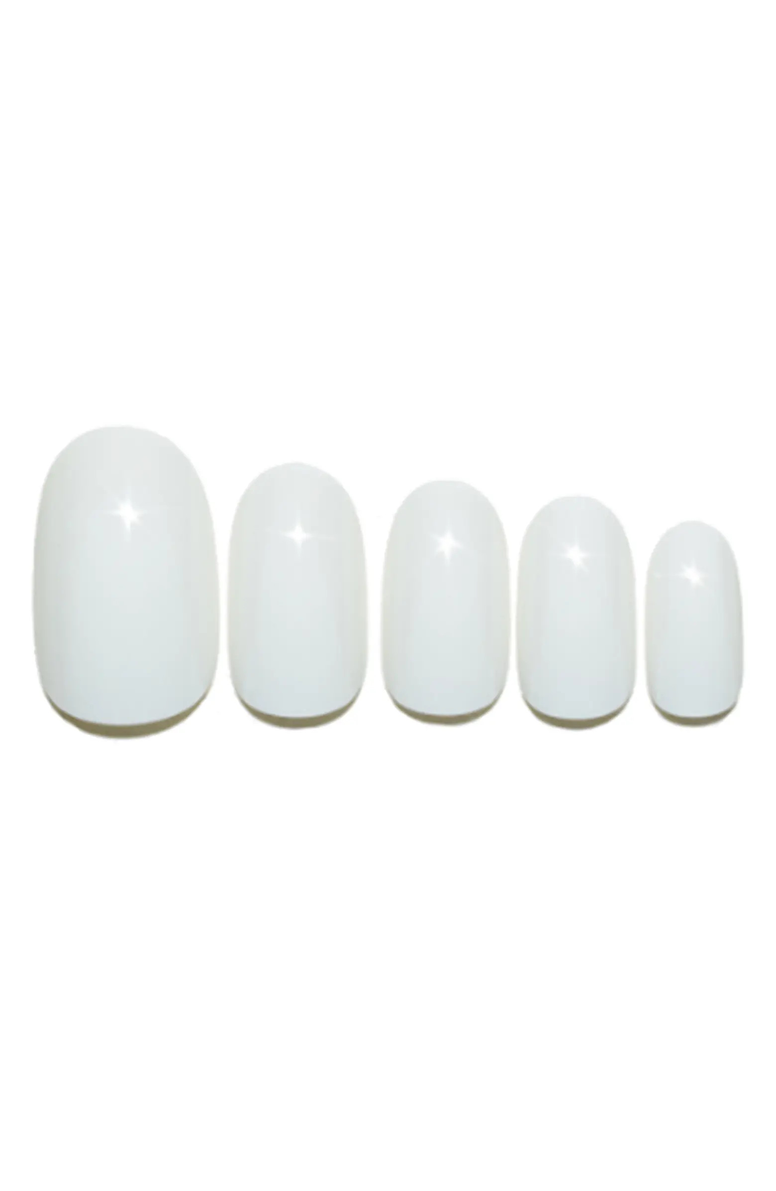 Round Pop-On Reusable Manicure Set | Nordstrom