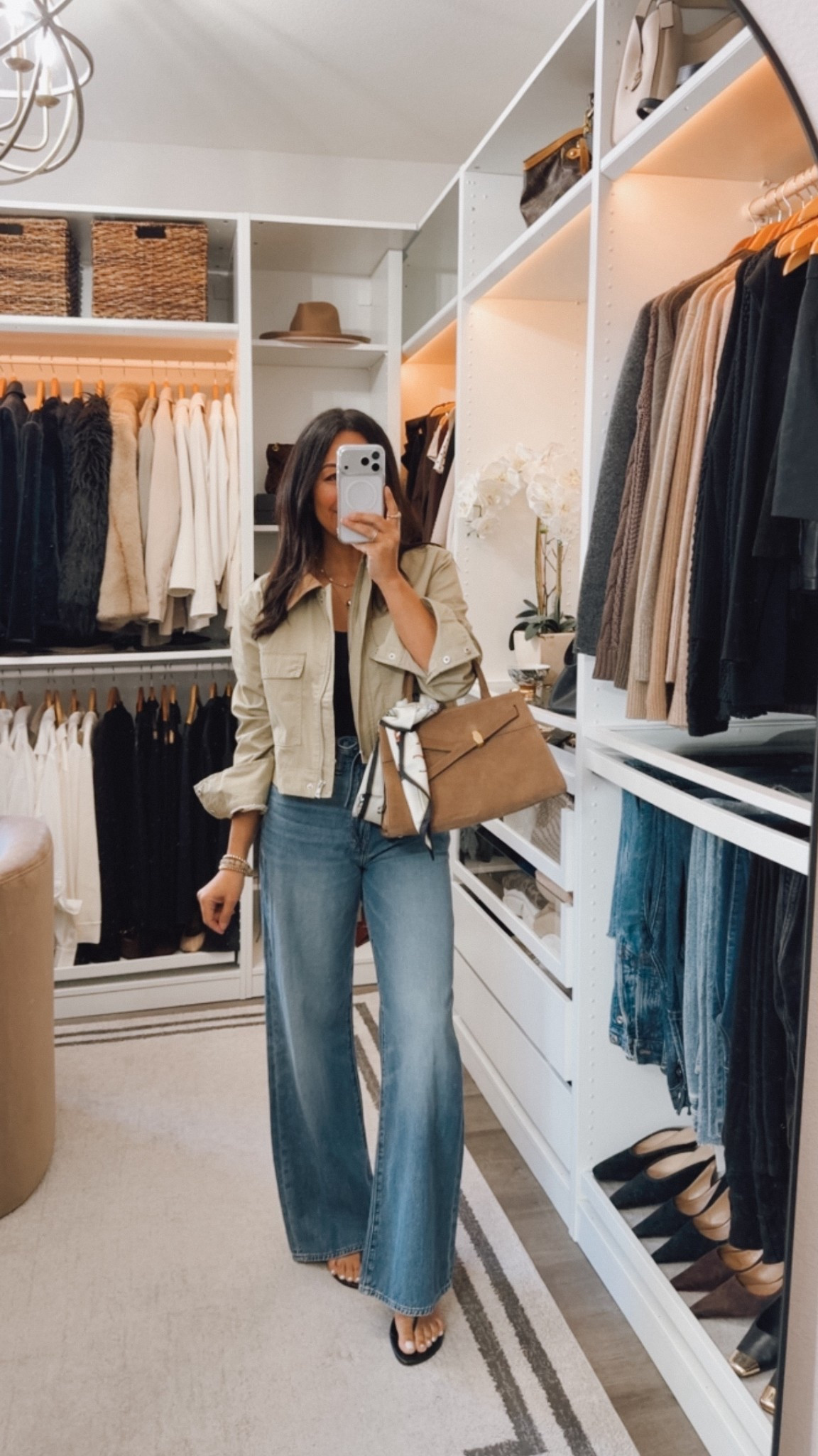 Target jacket giving Madewell vibes🔥 under $50. I sized to a medium for a relaxed fit 

#LTKootd #LTKOver40