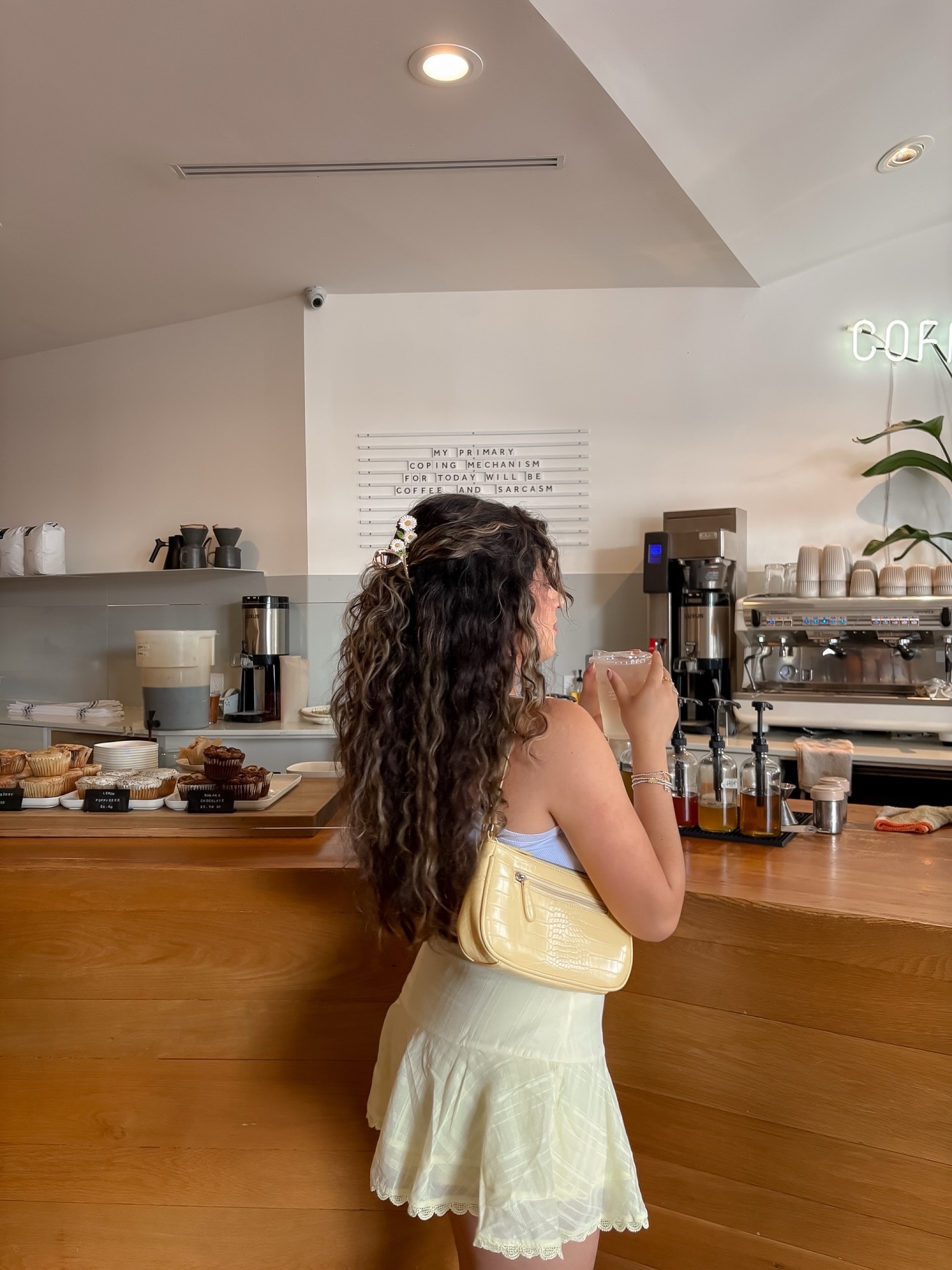 summer diaries: dressing up for cute coffee shop dates, rainy florida days, going to live shows, eating healthy food🌼🍓🧚🏼‍♀️ what are yours? need some inspo