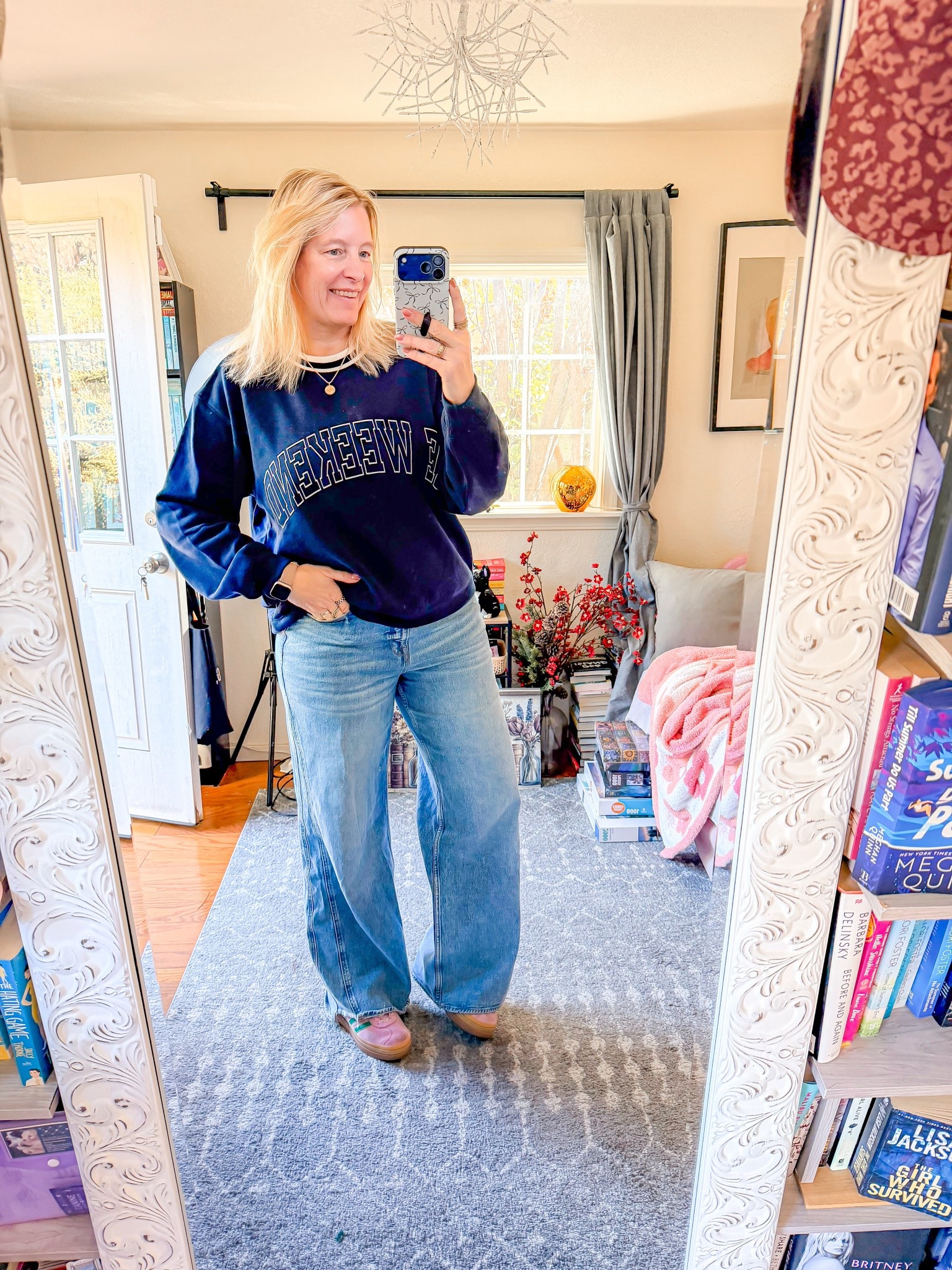 casual comfy weekend outfit 

sweatshirt xl
jeans 30
shoes 7.5



#LTKTall #LTKU #LTKSaleAlert