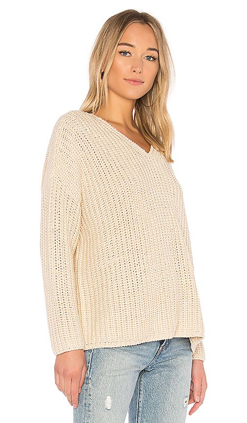 Tularosa x REVOLVE Adams Sweater in Cream. - size L (also in M,S,XS) | Revolve Clothing