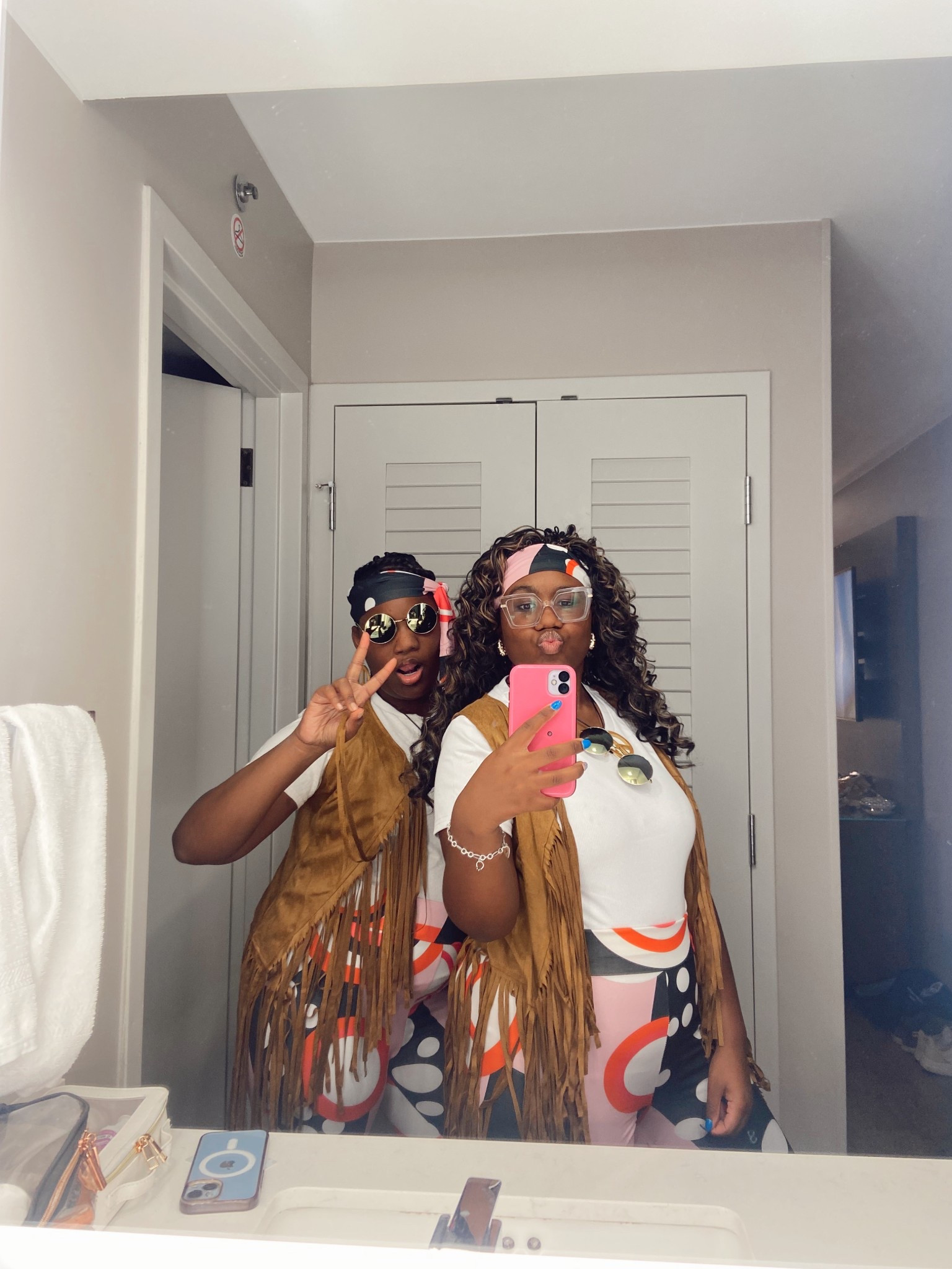 Shop our Soul Train Fits!!✌️👯‍♀️💖