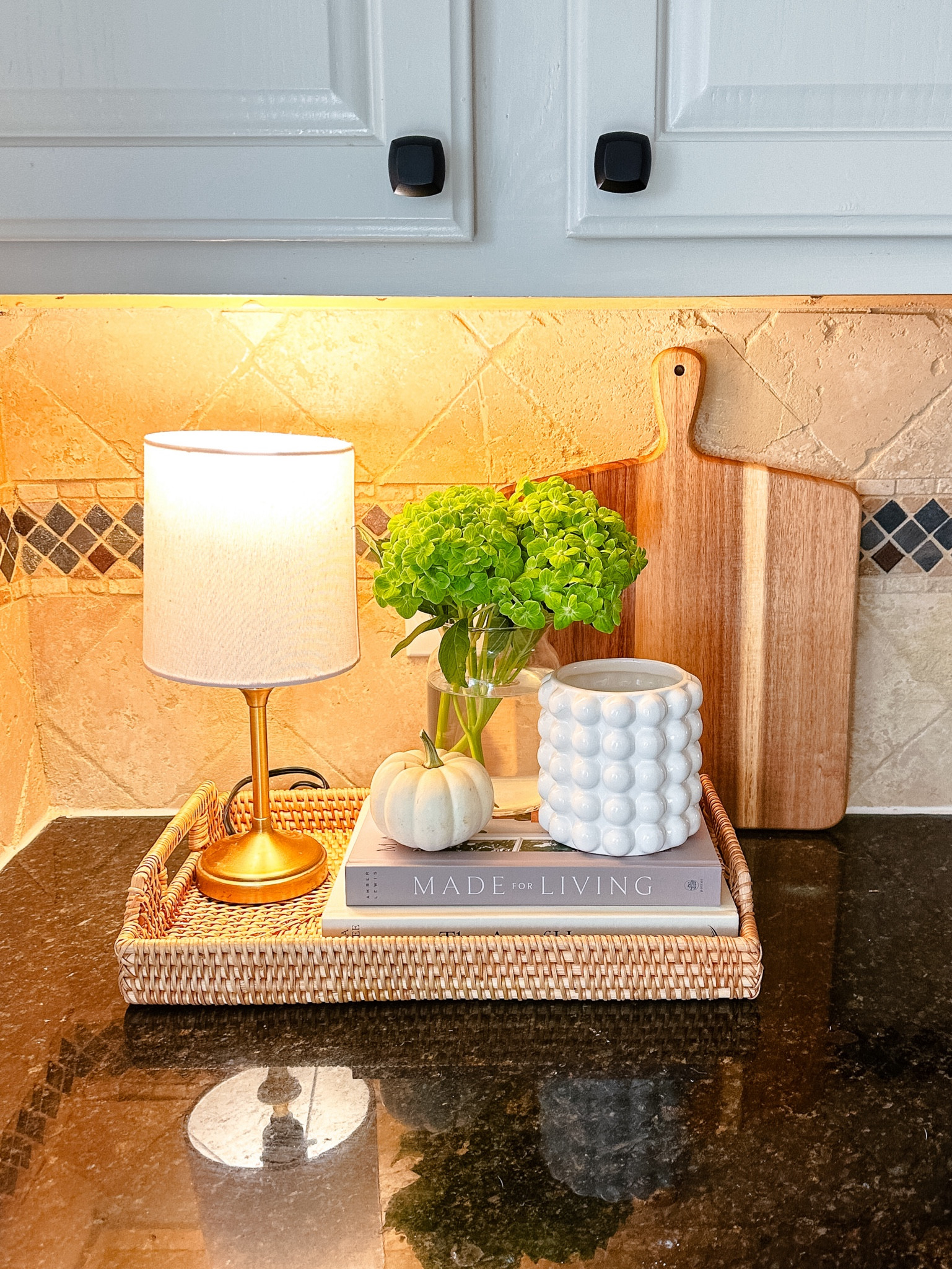 Some cozy additions to our kitchen! Linked what I could find :)

#LTKStyleTip #LTKSeasonal