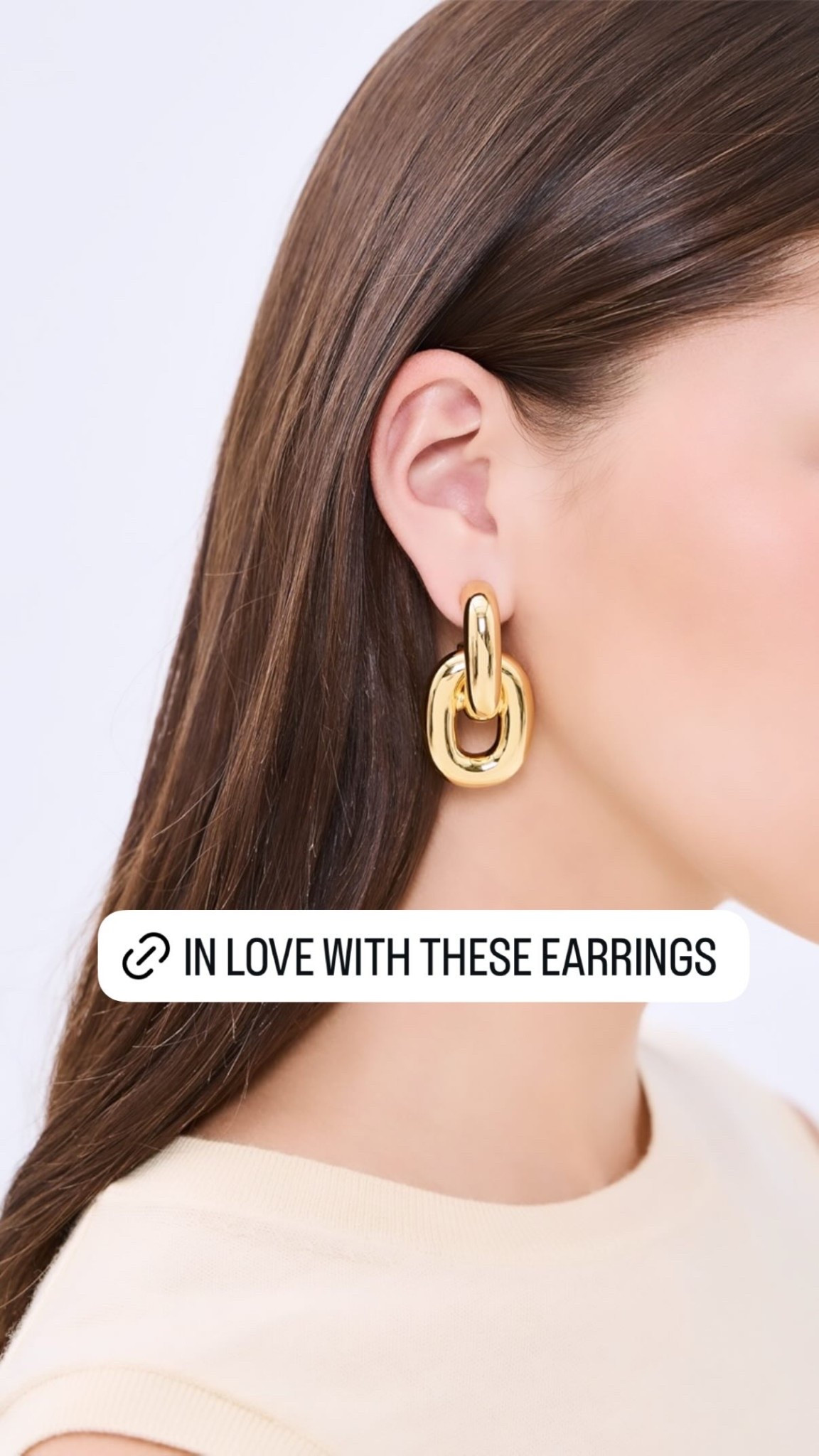 Pretty gold earrings.

#LTKSeasonal #LTKWedding