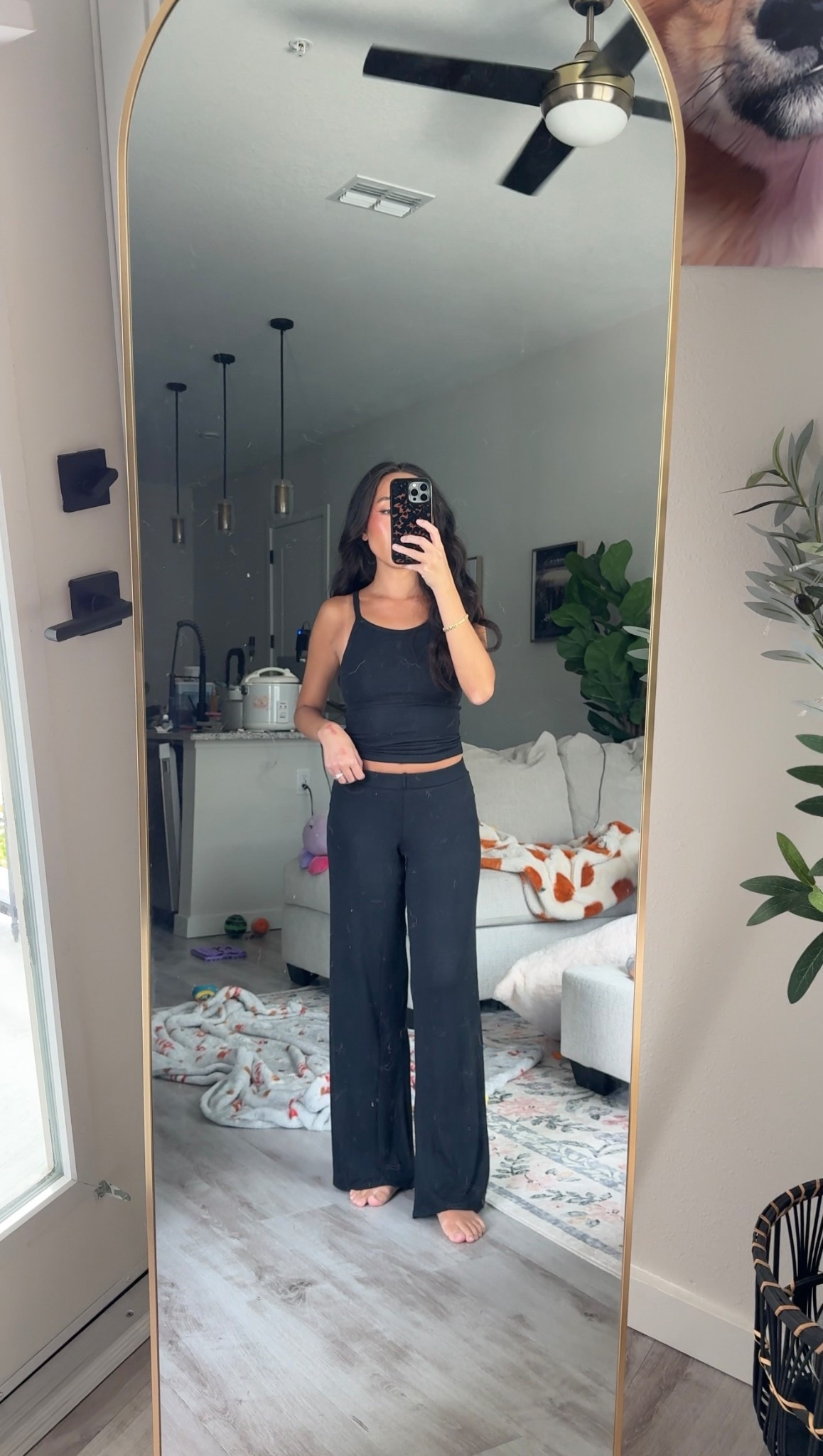 Calling all my homebodies! Softest, comfiest pajama set from Victoria’s Secret 

Ribbed Modal Cami & Pant Set
Color: Black
Size: XS short 

Matching set, pajama set, petite fashion, petite 

#LTKFindsUnder50 #LTKPetite