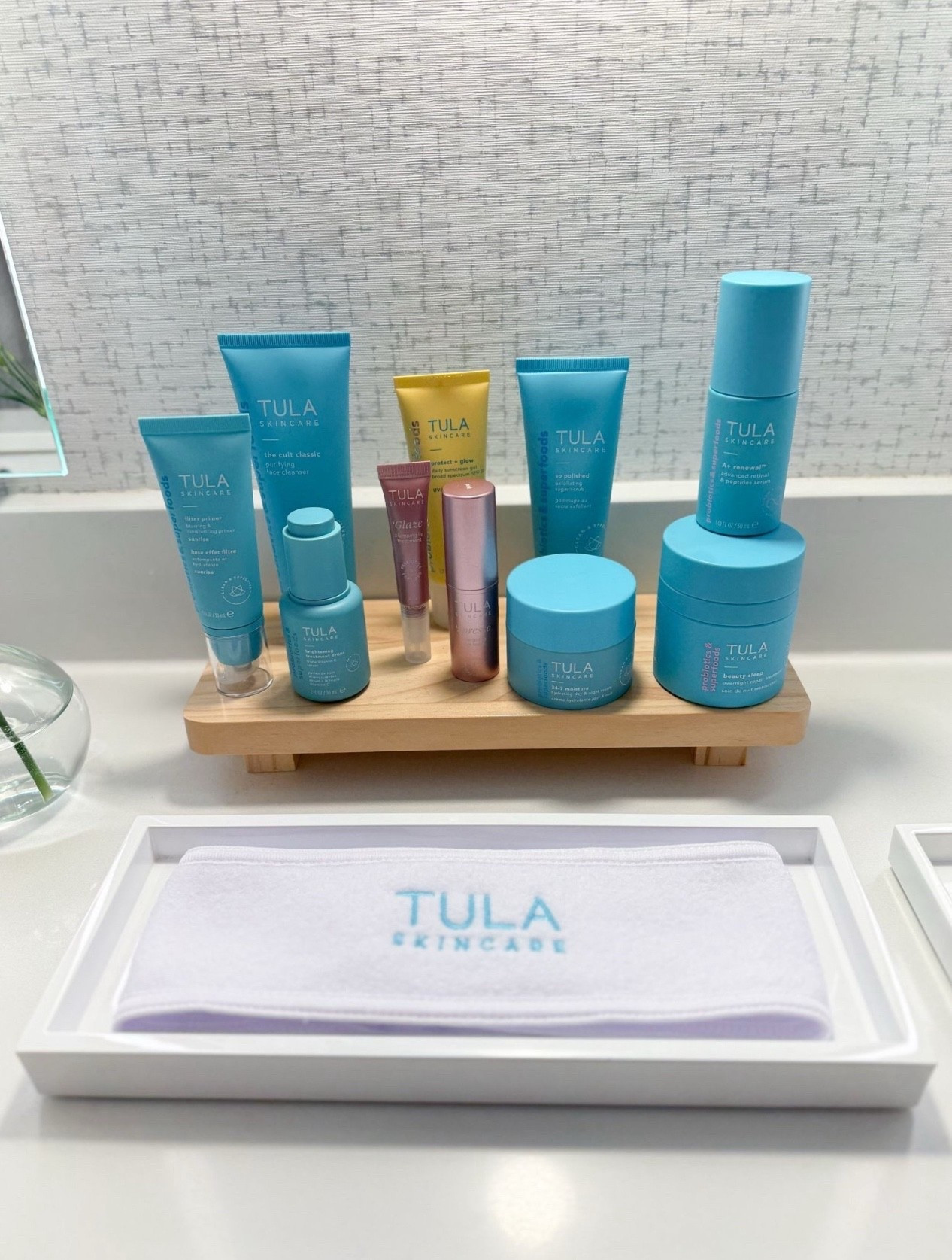 Discover TULA skincare essentials that are perfect for travel and daily use. From brightening eye balms to plumping lip treatments, elevate your skincare routine effortlessly!

Follow me at @miriamobrien_ on IG and TikTok! 

#TULAbeauty #AmazonBeauty #AmazonFinds #AmazonSkincare 



#LTKOver40 #LTKBeauty #LTKSeasonal

#LTKselfcare #LTKOver40 #LTKmomlife