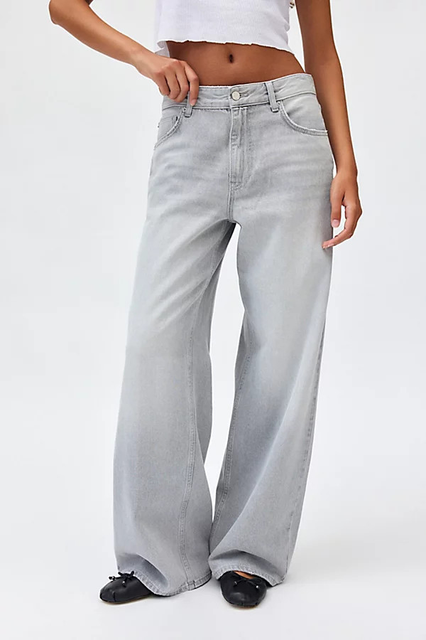 BDG Ozzy Loose Jean in Grey, Women's at Urban Outfitters | Urban Outfitters (US and RoW)