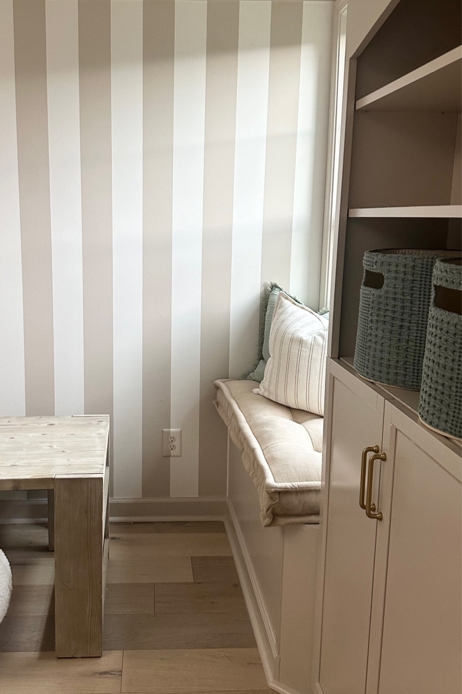 Updated playroom! We’re loving this space so much!

Playroom, home decor, home, home organization, playroom storage 

#LTKhome #LTKkids #LTKfamily