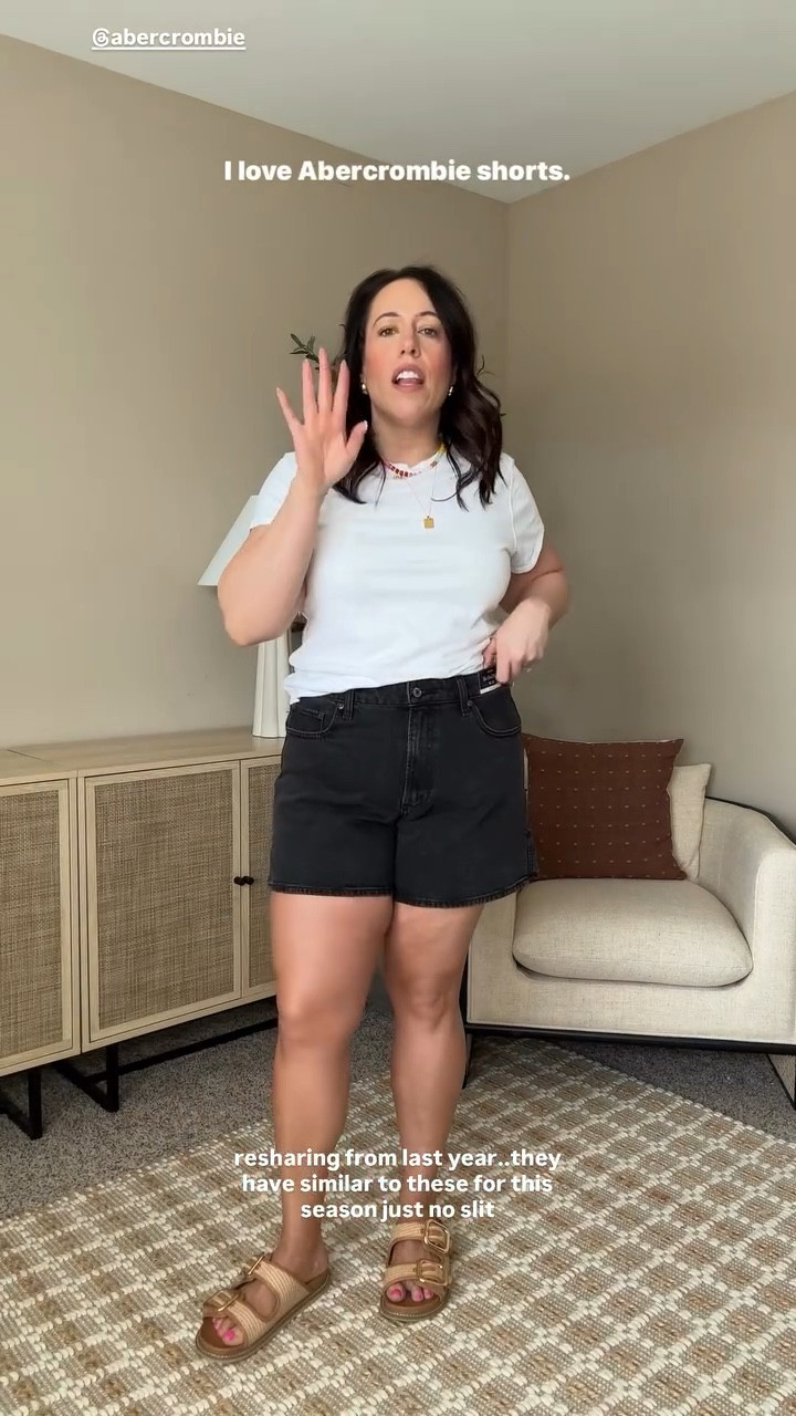 resharing from last year..they have similar to these for this season just no slit  @abercrombie