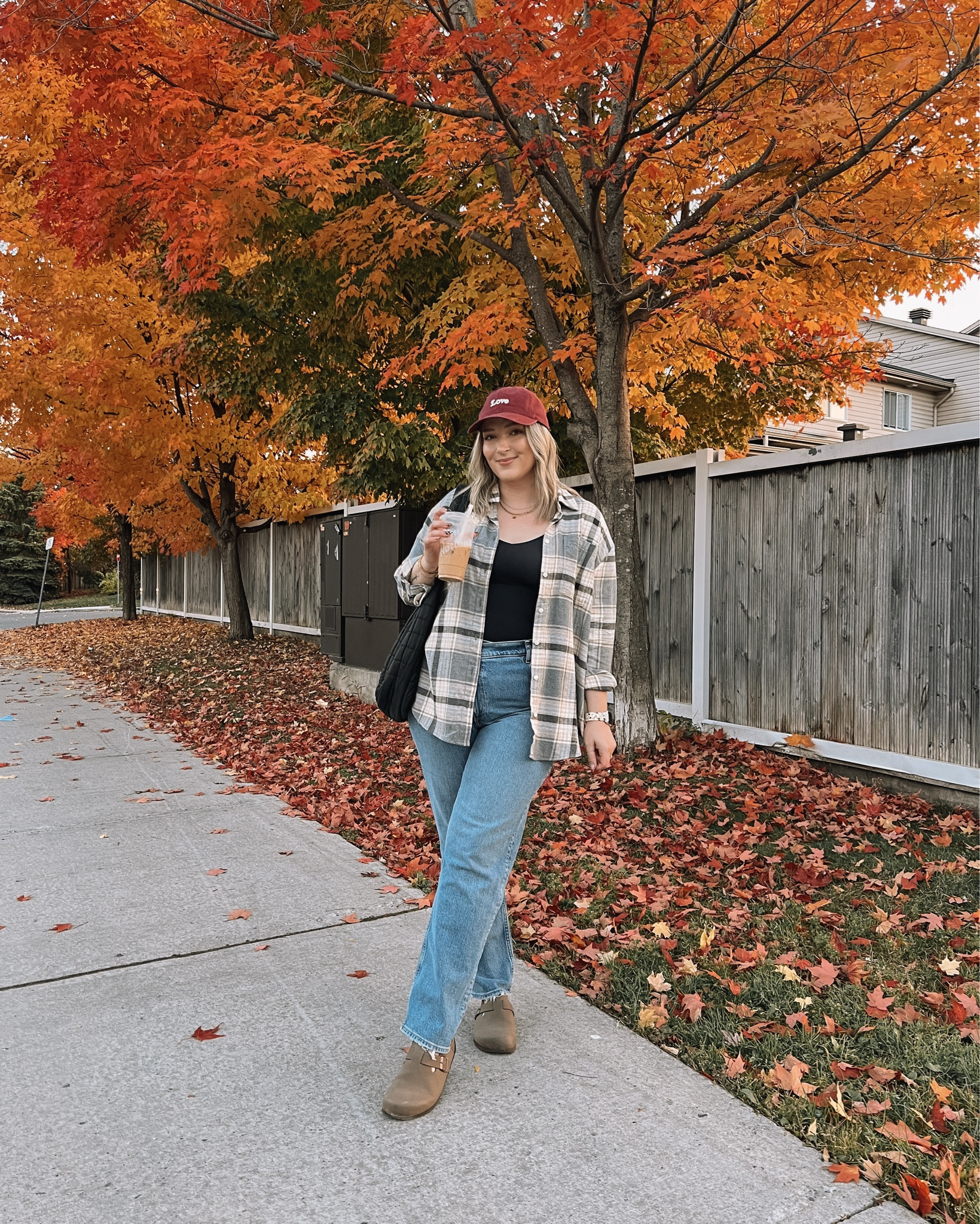 Casual midsize fall outfit 🍂 My plaid flannel shirt is 50% off! So soft and TTS, I wear L. Also wearing L in the HoneyLove cami, but could have done M. Wearing my usual size 32 in the Abercrombie jeans. Clogs are an Amazon find and super comfy! I’m usually a 9.5-10 in shoes and wear a 10 in these


#LTKsale #LTKmidsize #LTKautumn
