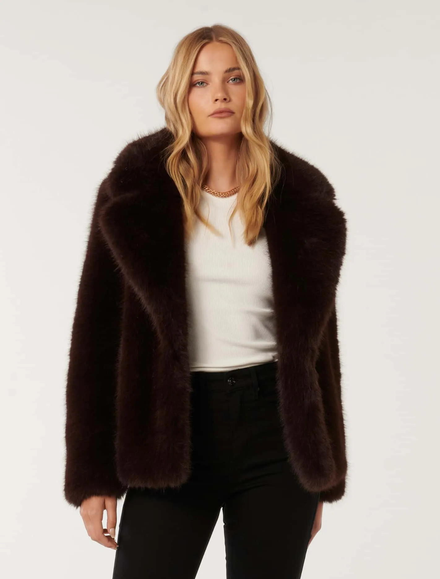 Hunter Cropped Faux Fur Coat | Forever New (UK & IE)