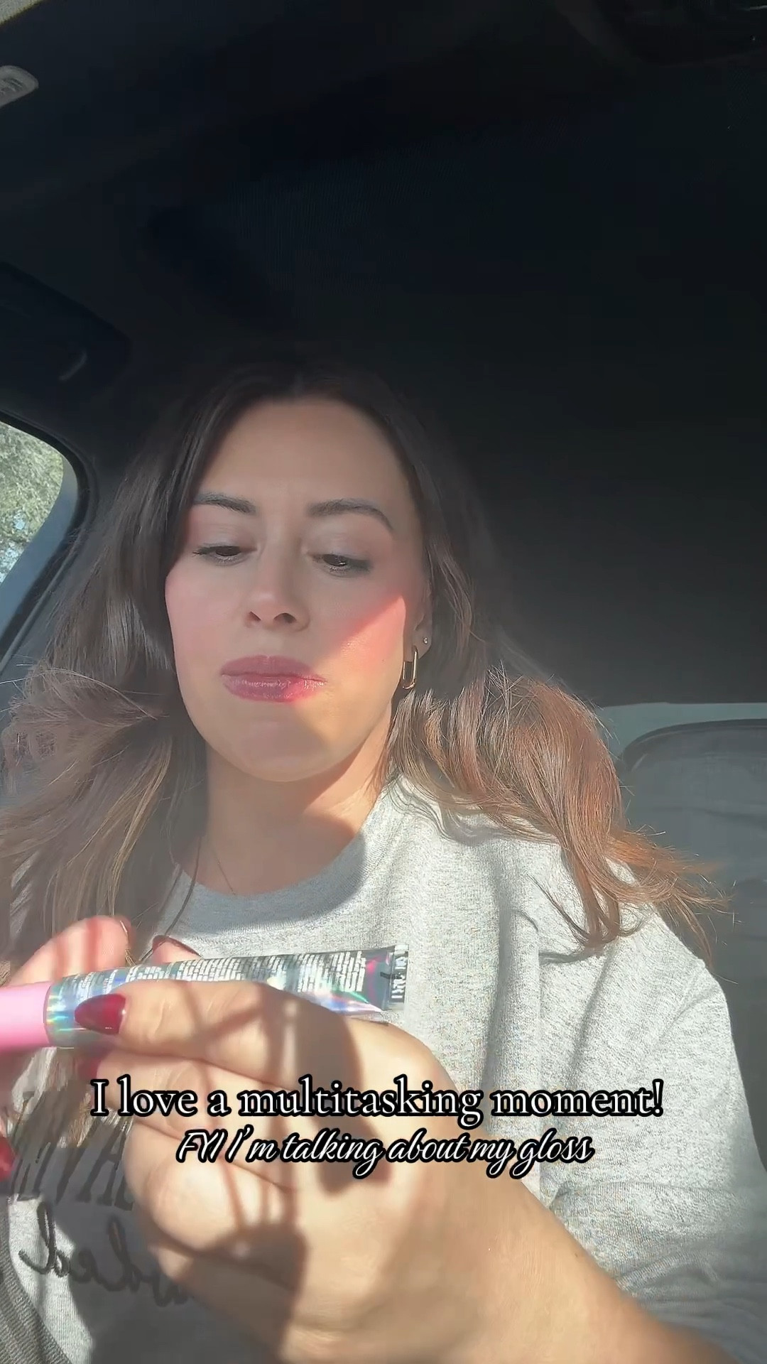 One thing about me—I’m always carrying lip gloss. Red light? Perfect time for a touch-up 💋 

This plumping lip treatment from @naked_sundays is my forever fave and it’s SPF 50 ☀️