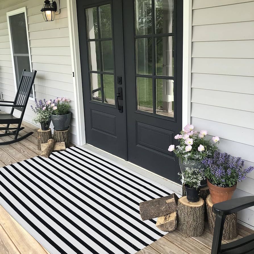 Black and White Striped Outdoor Rug 35.4" x59" Doormat Front Porch Rug Washable Farmhouse Layered... | Amazon (US)