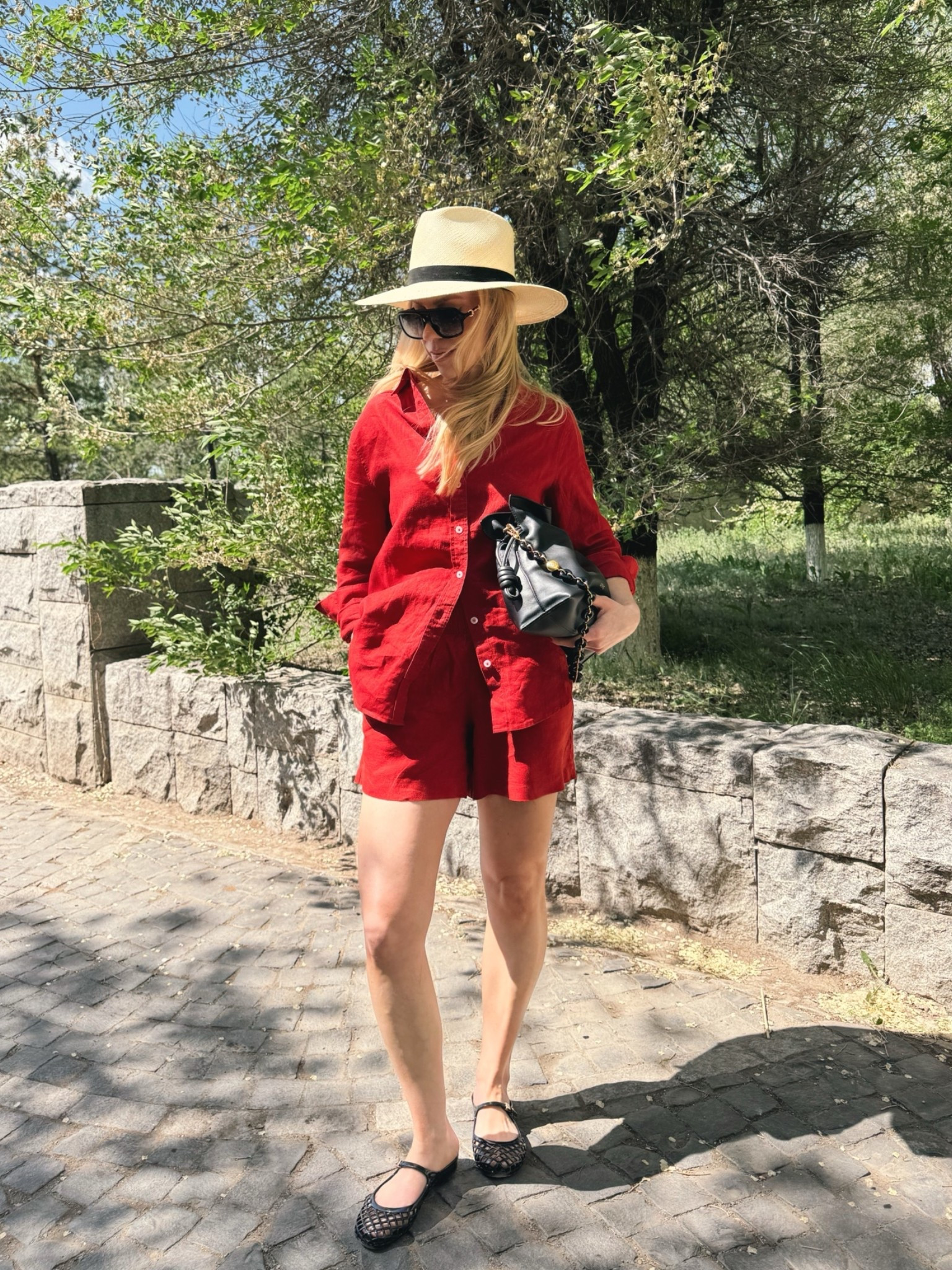 Obsessed with this linen set from @Quince - it’s the one you can where anywhere this summer - from the beach, to a Euro vacation, or backyard barbecue (the red is going to sell out so be fast! 💨)

#LTKOver40 #LTKSeasonal #LTKTravel
