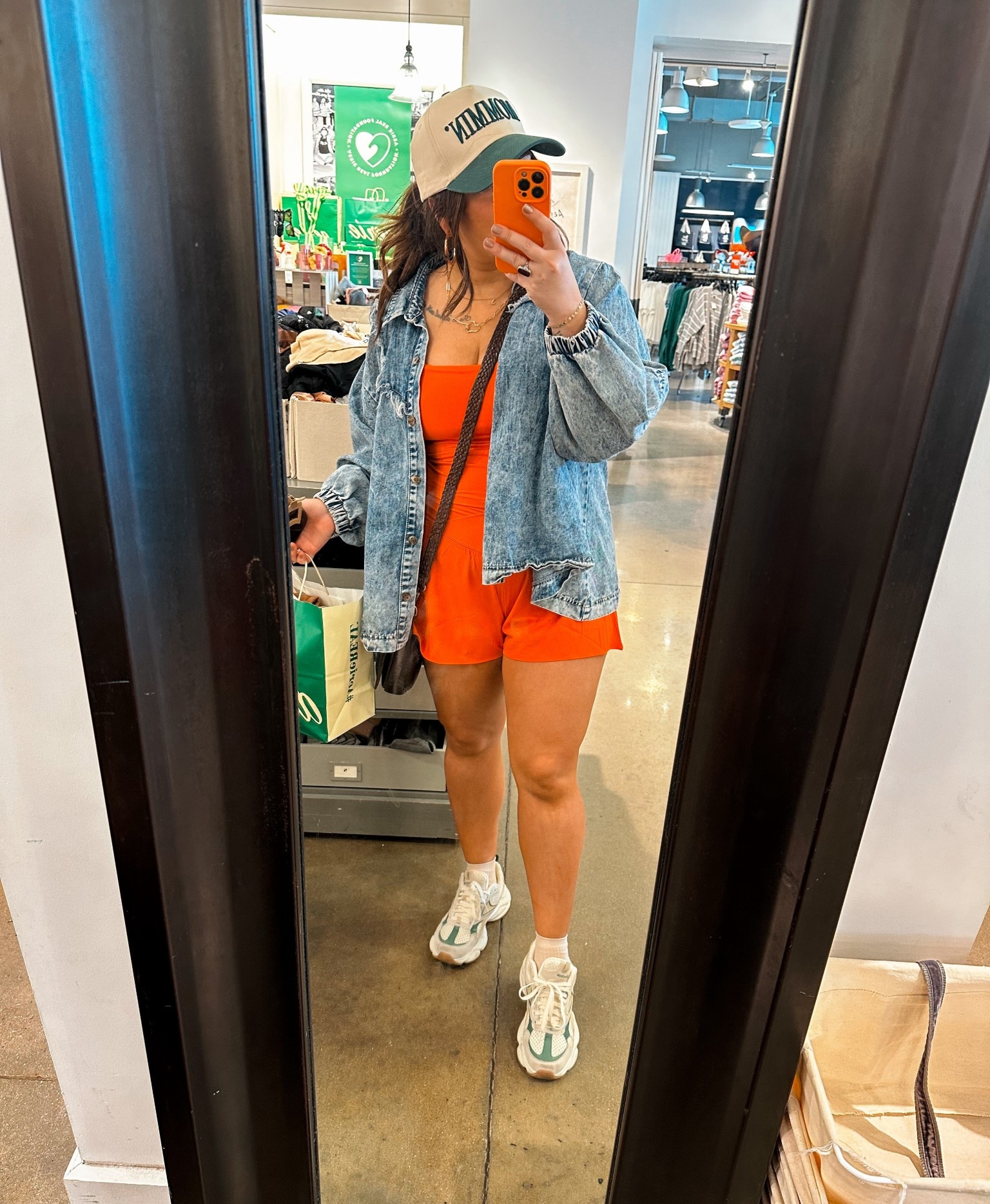 The perfect set!!! Runnnnn

Wearing size large for reference and could have gotten the medium but liked the fit of the large a little more! 

#LTKmomlife #LTKootd #LTKMidsize