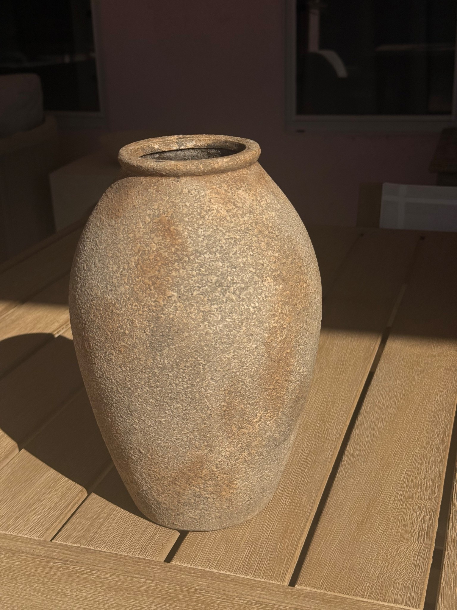 My new decor pot from Amazon! I have this out on my patio table 

Amazon decor
Amazon finds 


#LTKSeasonal #LTKHome #LTKSpringSale