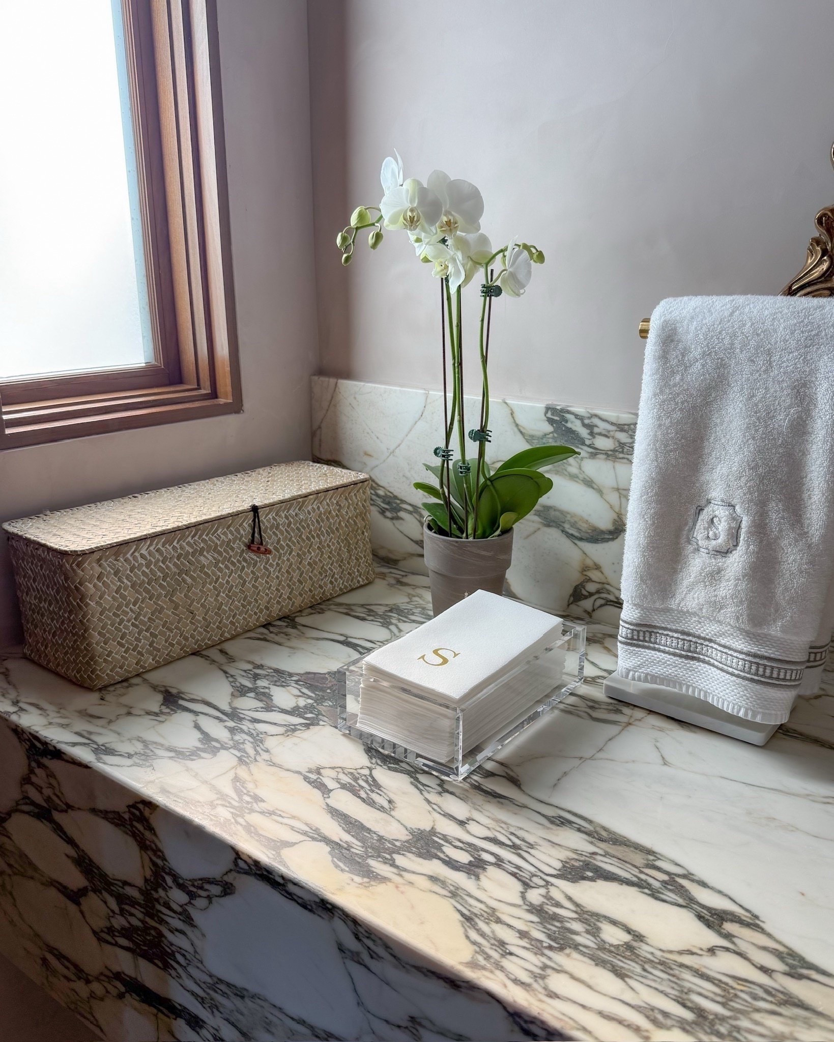 Powder bathroom details! Love this acrylic holder and monogrammed napkins for guests for an elevated touch!

#LTKFindsUnder50 #LTKHome #LTKFindsUnder100