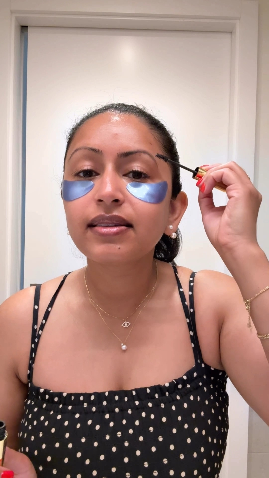 Hydrating my jet lag skin with Summer Fridays before my morning flight from Lisbon to Barcelona ✈️

travel skincare routine | clean beauty | beauty products | jet lag collection | eye masks | skincare routinee

#LTKSummerEdit #LTKBeauty #LTKTravel