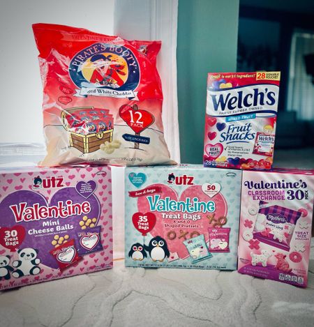 If you’re looking for snack ideas for your kiddos classrooms, @target has these adorable valentines themed individual packs! Perfect for schools! 

🎯 RedCard holders can grab an additional 5% off + free shipping! 

#LTKGiftGuide #LTKkids