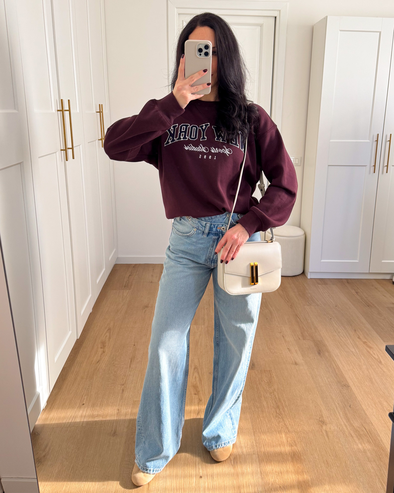 Outfit autunno, felpa H&M, Zara jeans, Zara ballet, Demellier bag 

 #LTKeurope #LTKwinter #LTKautumn