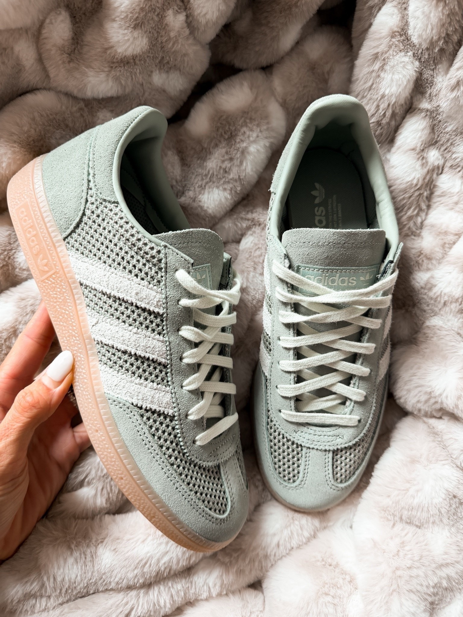 You guys know how much I love my sneakers! I added a few to my lineup for the fall already—can’t wait to style these!!