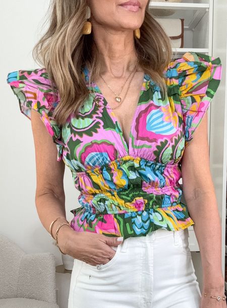 DISCOUNT CODE TAMMYC15
I’m 5’6” 115lbs
-printed statement blouse I love paired with with for summer! Wearing a XS I would like a S better.  Need with a high waisted piece on bottom. 

-Inez heels-Discount Code Tammy15

-white jeans are mother 

-Target flats. 

#LTKStyleTip #LTKTravel #LTKOver40