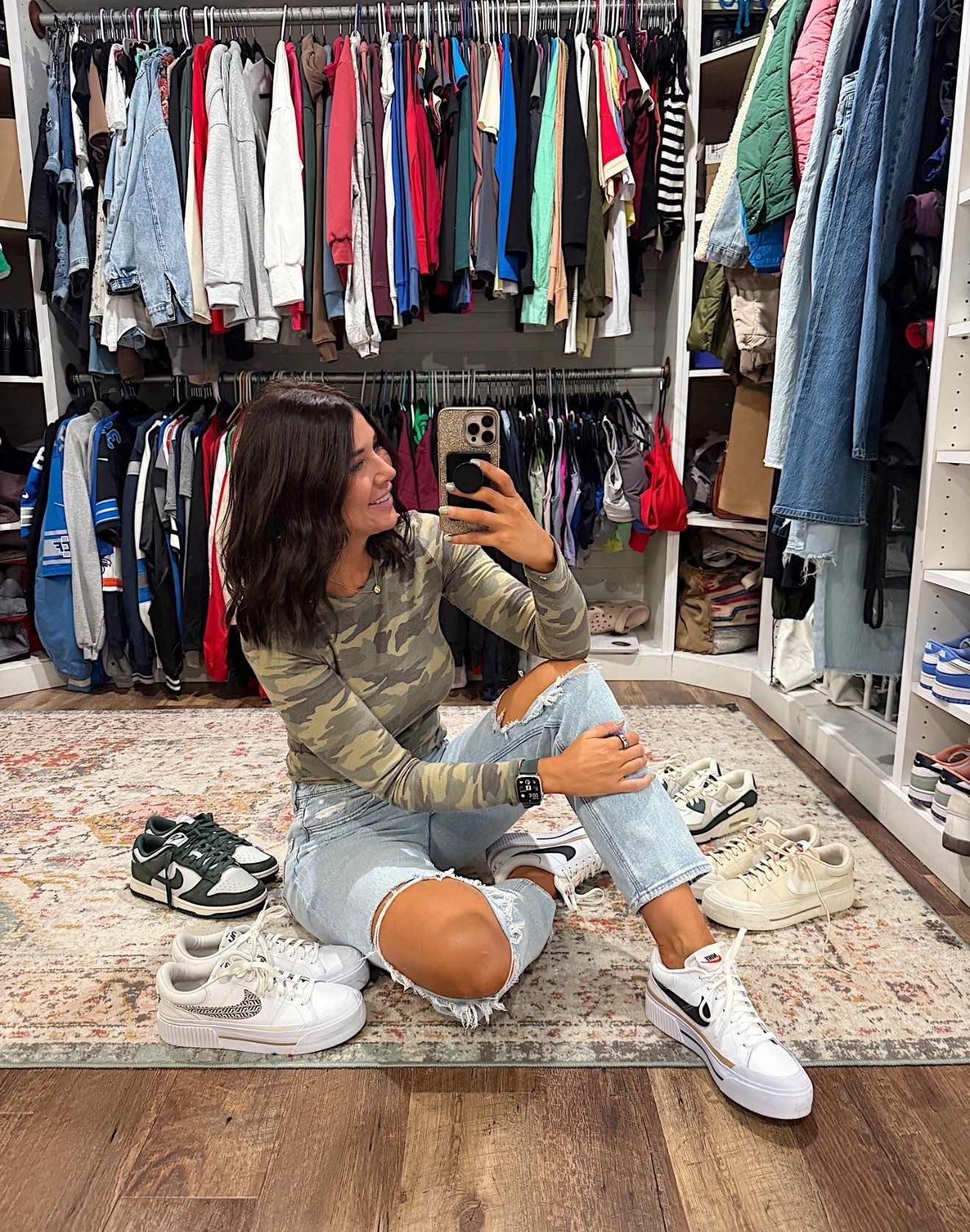 25% off Nikes code: STRONG

#LTKSaleAlert #LTKFindsUnder50 #LTKHoliday