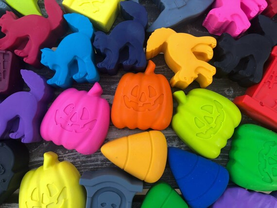 Halloween Crayons Set of 10  Halloween Party Favors  - Etsy | Etsy (US)