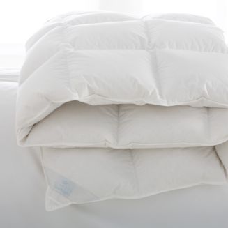 Copenhagen Medium Weight Down Comforter, Queen | Bloomingdale's (US)