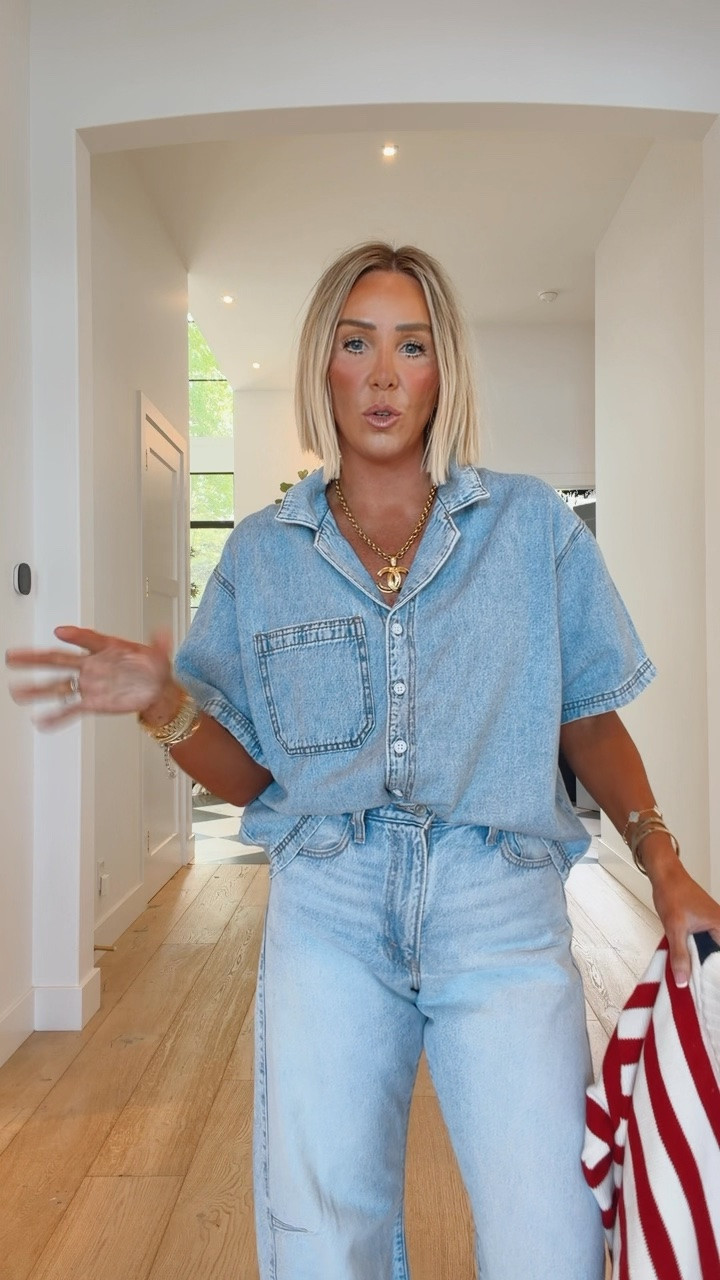 This short sleeve denim shirt from target is a must have 🙌🙌🙌