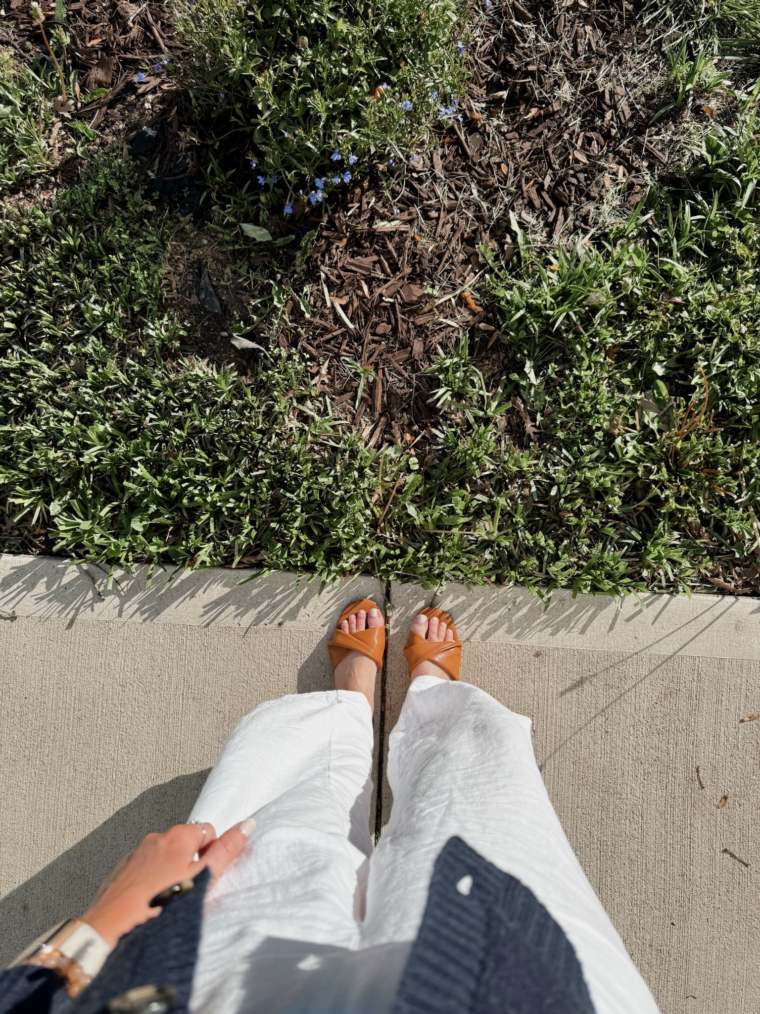 Such cute, comfy shoes for the summer! Size down a half size. 🫶🏼 


Women’s fashion inspo spring style comfortable shoes summer sandals 

#LTKFindsUnder50 #LTKShoeCrush #LTKStyleTip