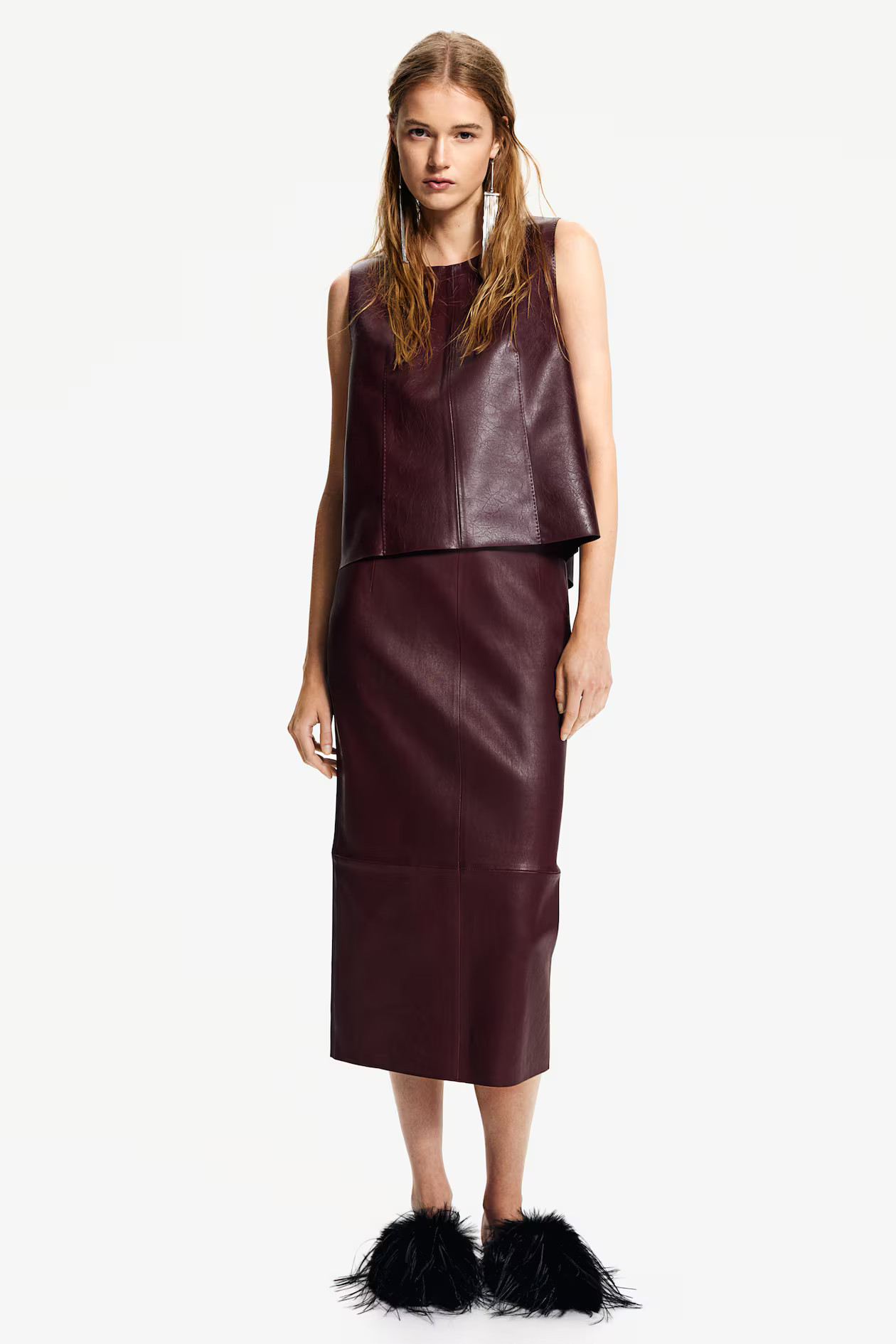 Leather pencil skirt | H&M (UK, MY, IN, SG, PH, TW, HK)