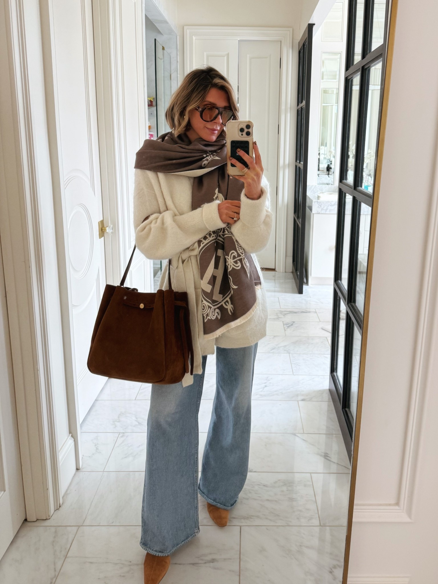 Todays outfit. Sweatpant jeans fit tts wearing my true size 25