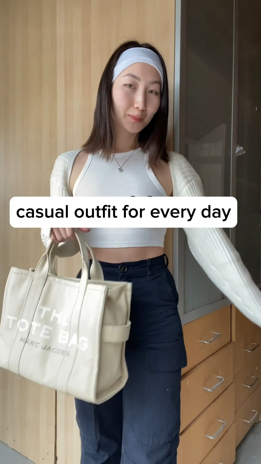 Slim tank top + baggy pants = my recent outfit formula 💙 

#LTKitbag #LTKBacktoSchool #LTKstyletip