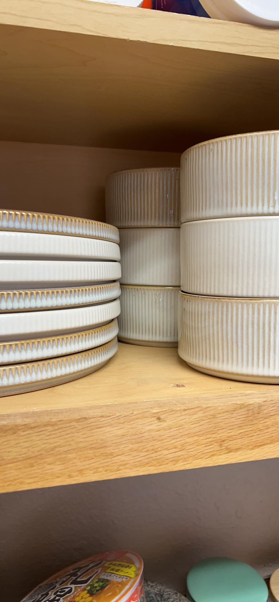 famiware Star Dinnerware Sets, Plates and Bowls Set for 4, 12 Piece Dish Set, Cappuccino White | Amazon (US)