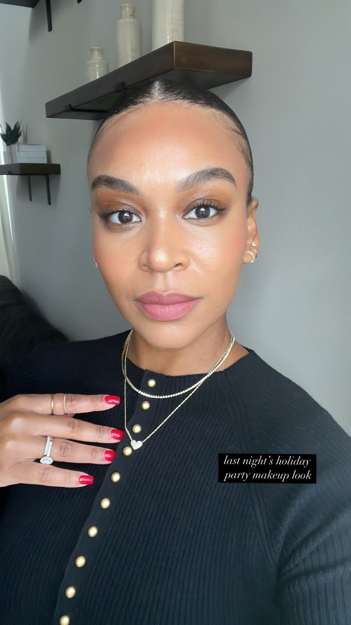 Simple Makeup for a Holiday party look ✨

#LTKBeauty #LTKHoliday