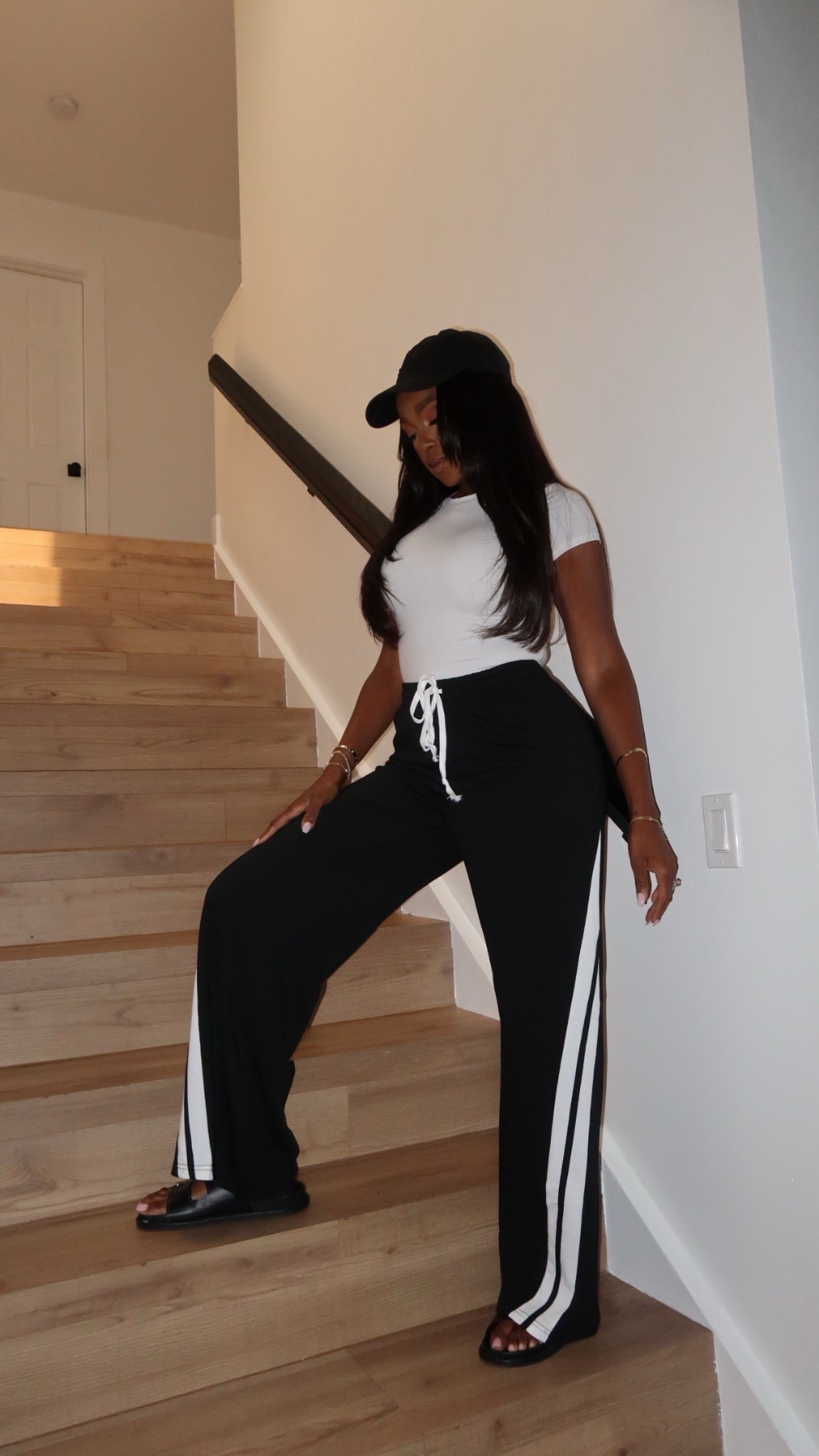 Running errands 

Comment SHOP below to receive a DM with the link to this post on my LTK ⬇ https://liketk.it/5g6AD #ltksummeredit #ltkshoecrush #ltkfindsunder50