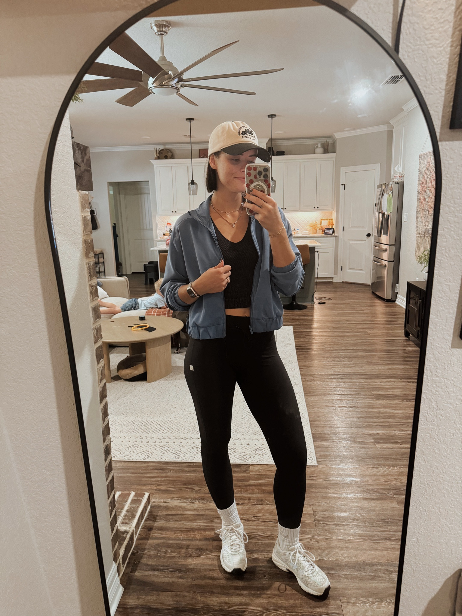 School drop off mom fit 🖤

#LTKStyleTip #LTKActive #LTKFitness