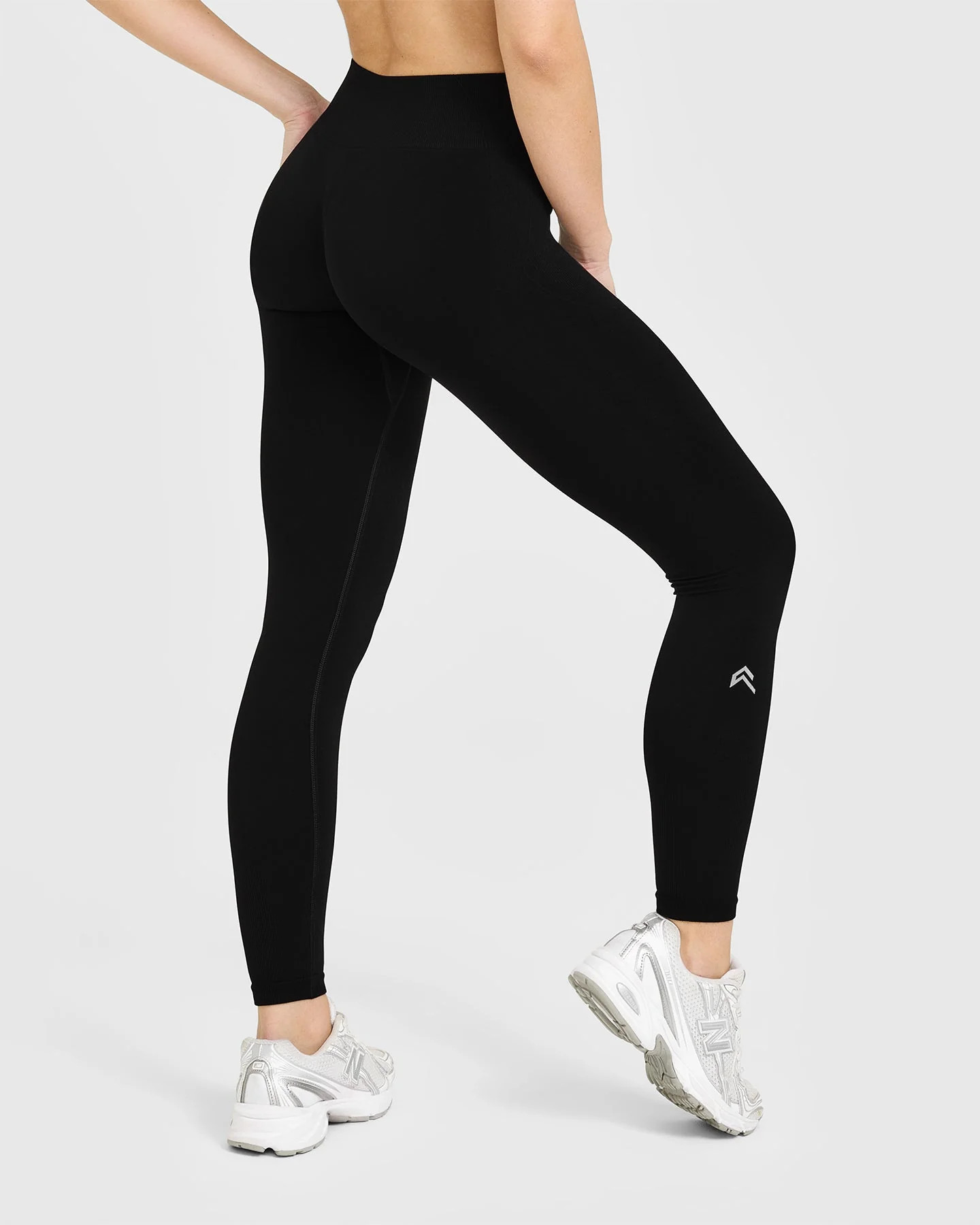 EnhanceLift\u2122 Seamless Leggings with White Logo | Peppermint Green | Oner Active (UK / US)