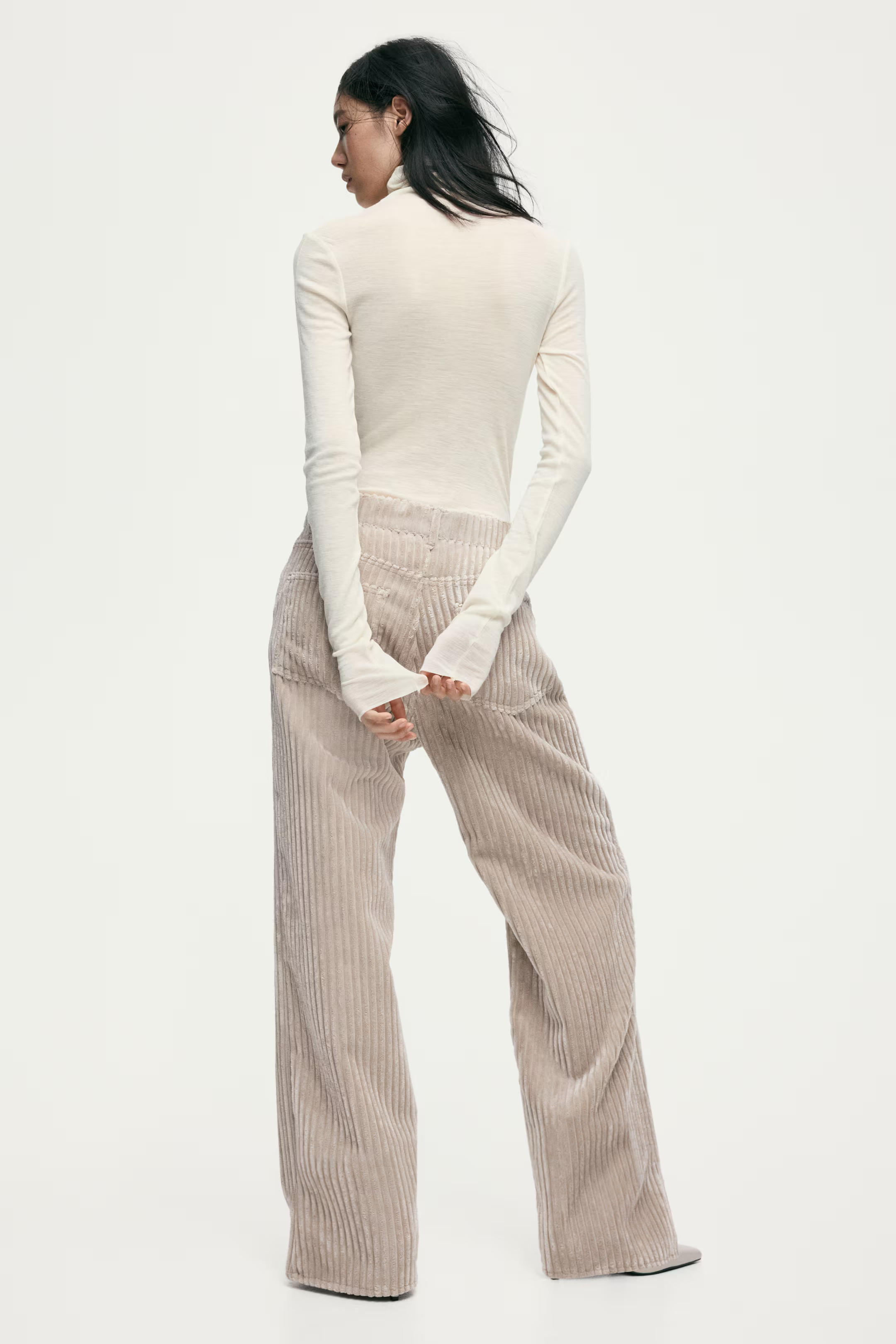 Polo-neck wool top | H&M (UK, MY, IN, SG, PH, TW, HK)