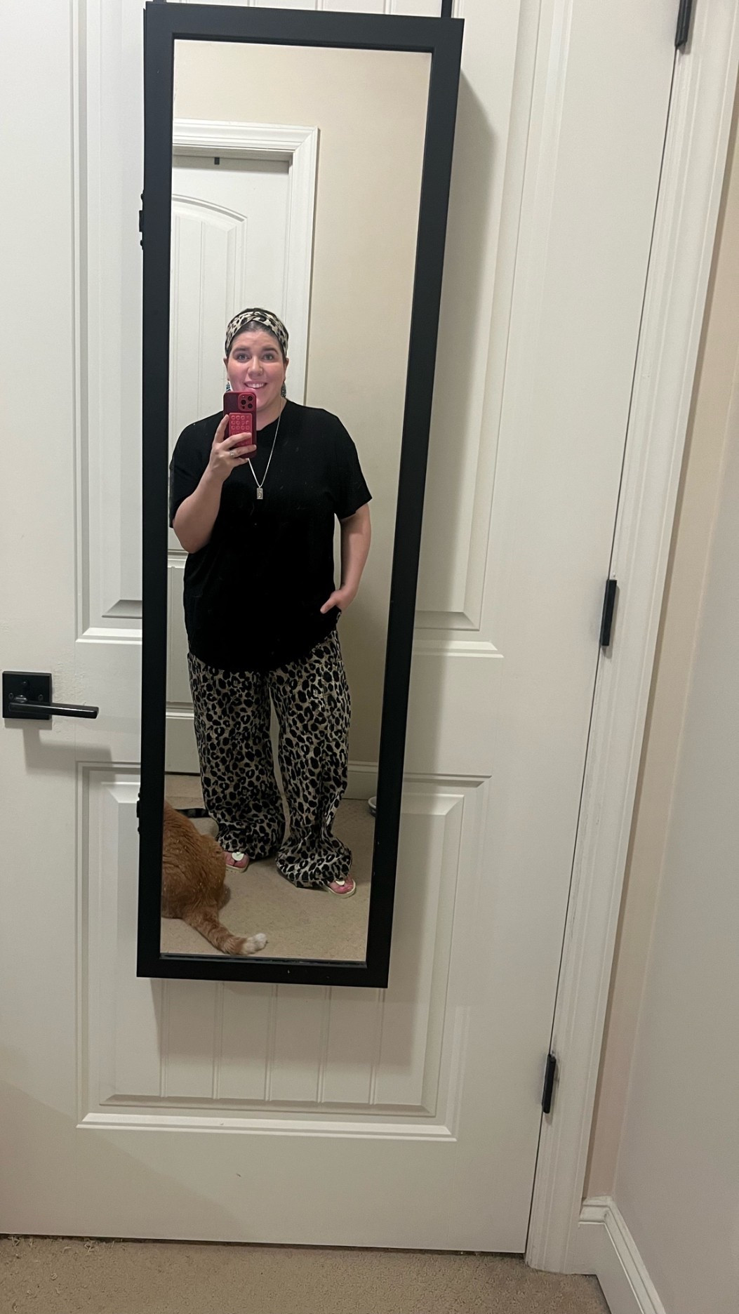 Leopard is a neutral and I will die on that hill 🤍 These cargo pants are the most comfortable thing I own right now — loose, easy, and somehow still an outfit. Paired with the butteriest black tee and I'm done.

#LTKmomlife #LTKootd #LTKgrwm
