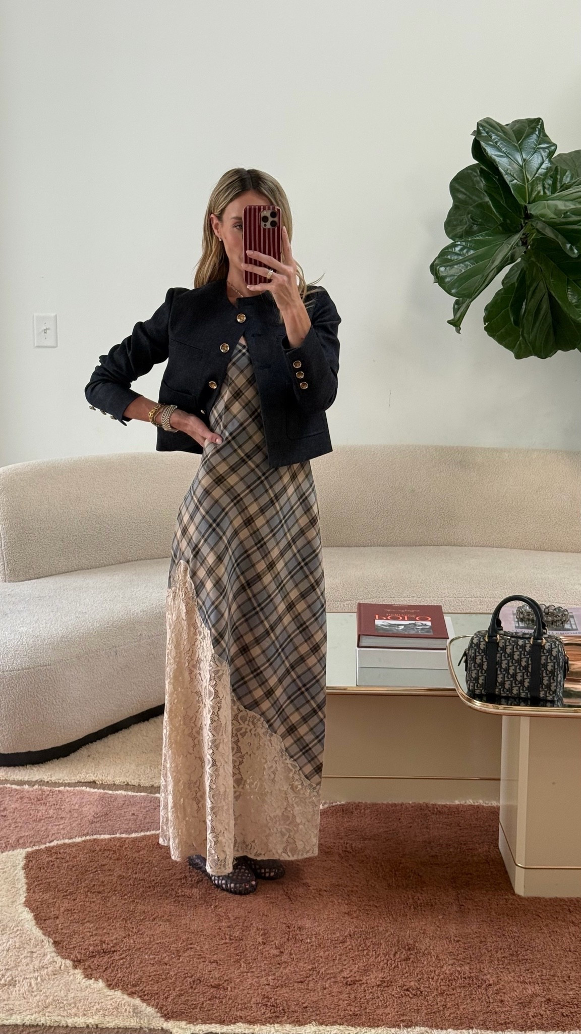 Love the plaid + lace combo

#LTKootd