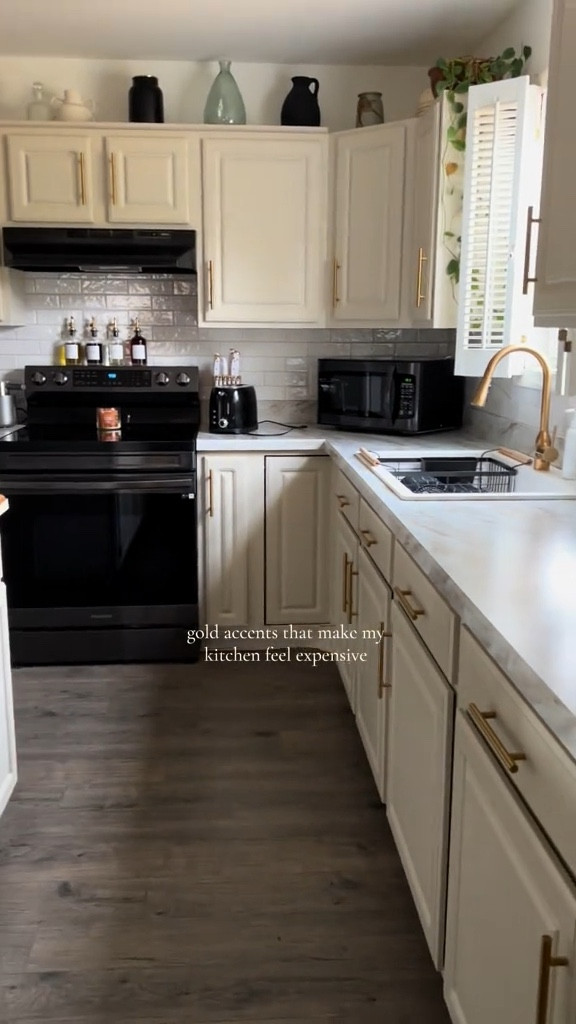 Gold accents in my kitchen that make it feel expensive. 

Gold kitchen accents / kitchen makeover / kitchen remodel 

#LTKCyberWeek #LTKfindsunder50 #LTKhome