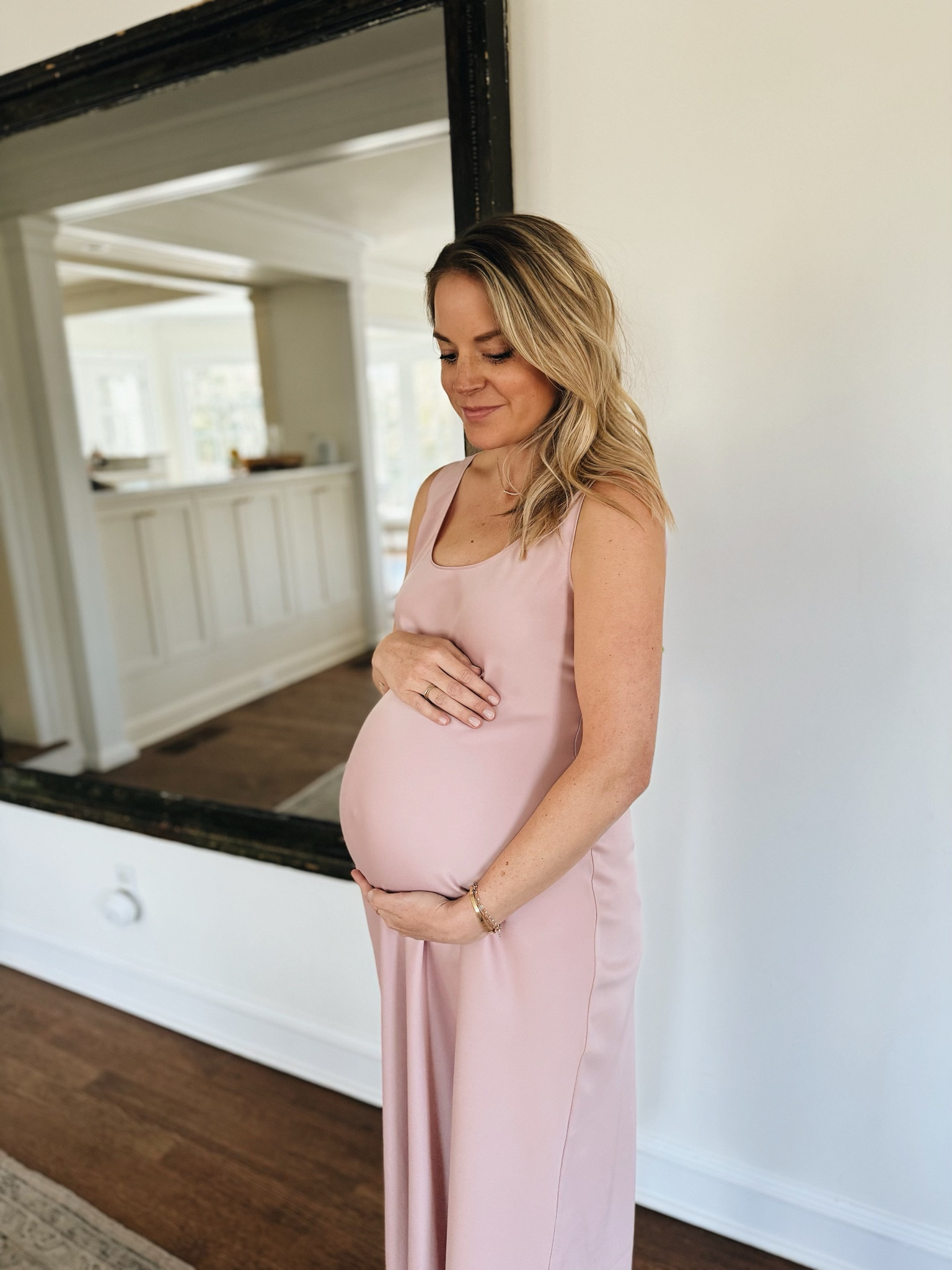 34 weeks of carrying you 🩷 a little bump date to catch you all up to speed:
•she went from being breech to not breech 🙌🏻
•heartburn/acid reflux has been next level
•gf is on the move all day and all night
•not sure if my swelling can get any worse 😅
•had a lady ask when I was due to then respond “wow! my daughter is due next week and not nearly as big as you” 🫠🤣 cool cool
•tbh, I still haven’t really processed that I’m not having a boy, but I think once she’s here it will feel different 
•starting to stress about how exactly I will wrangle 3 littles, but so excited to meet her and introduce her to her two amazing brothers 
•overall, so so grateful to be at this point, especially when I look back at our journey to get here
•VERY ready for a 🍹: a casamigos soda with a heavy splash of watermelon juice and entire lime squeezed in to be exact 😁

#LTKbump #LTKfindsunder100 #LTKstyletip