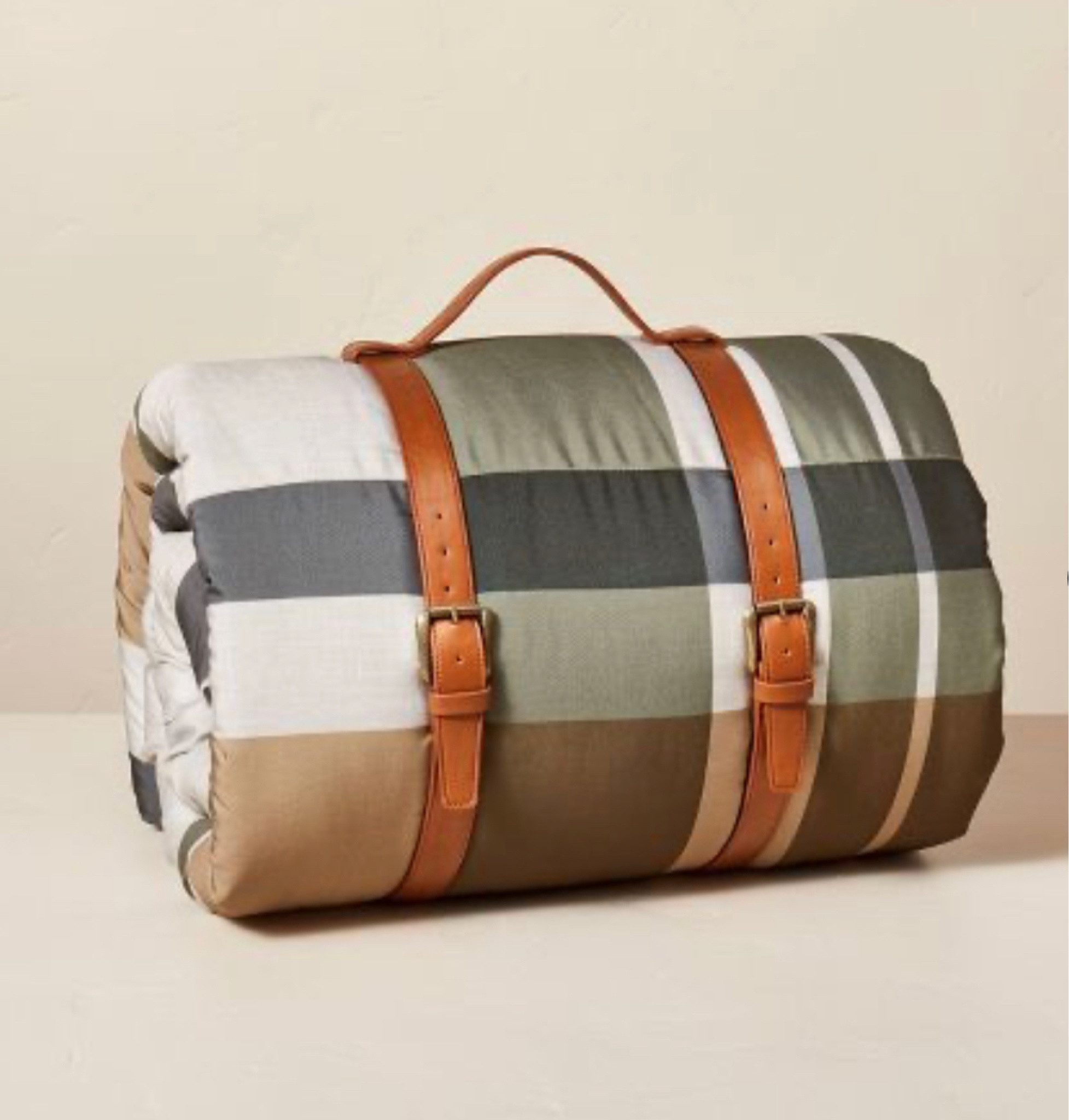 Adult sleeping bag 

#LTKhome #LTKunder100 #LTKfamily